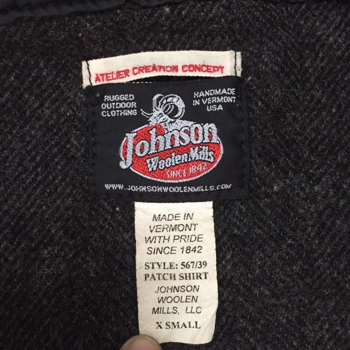 Handmade Johnson Woolen Mills Handmade Patch Shirt Style Size US XS / EU 42 / 0 - 12 Thumbnail