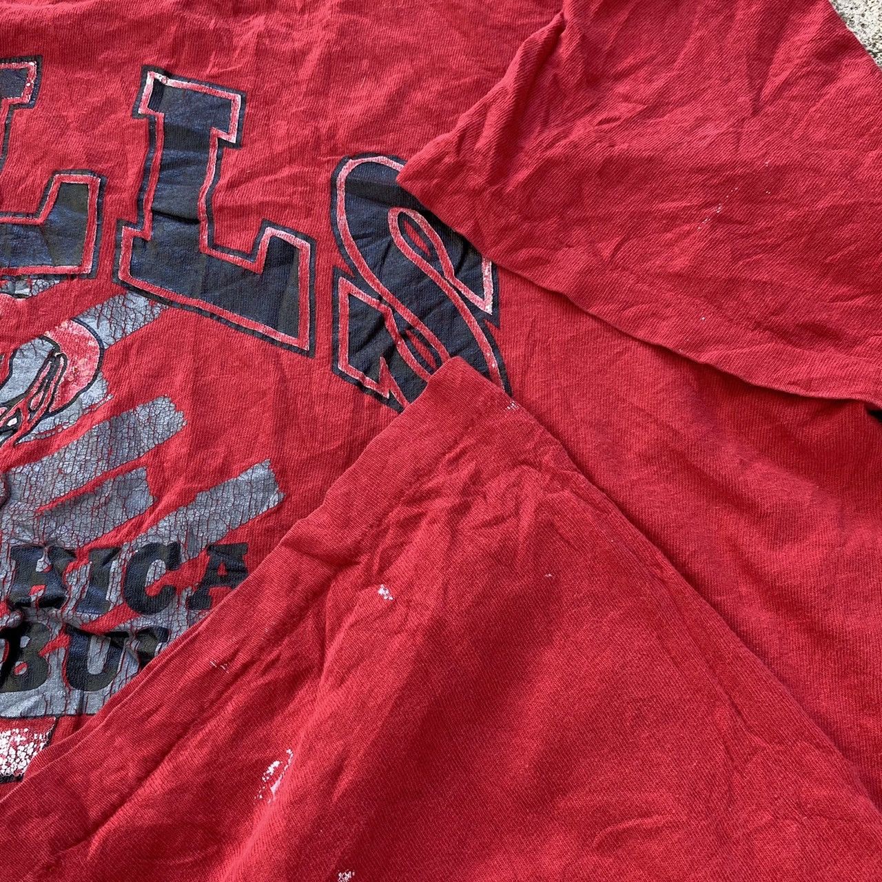 NBA × Salem Sportswear × Vintage Vintage Thrashed Chicago Bulls Shirt Size US XL / EU 56 / 4 - 6 Thumbnail