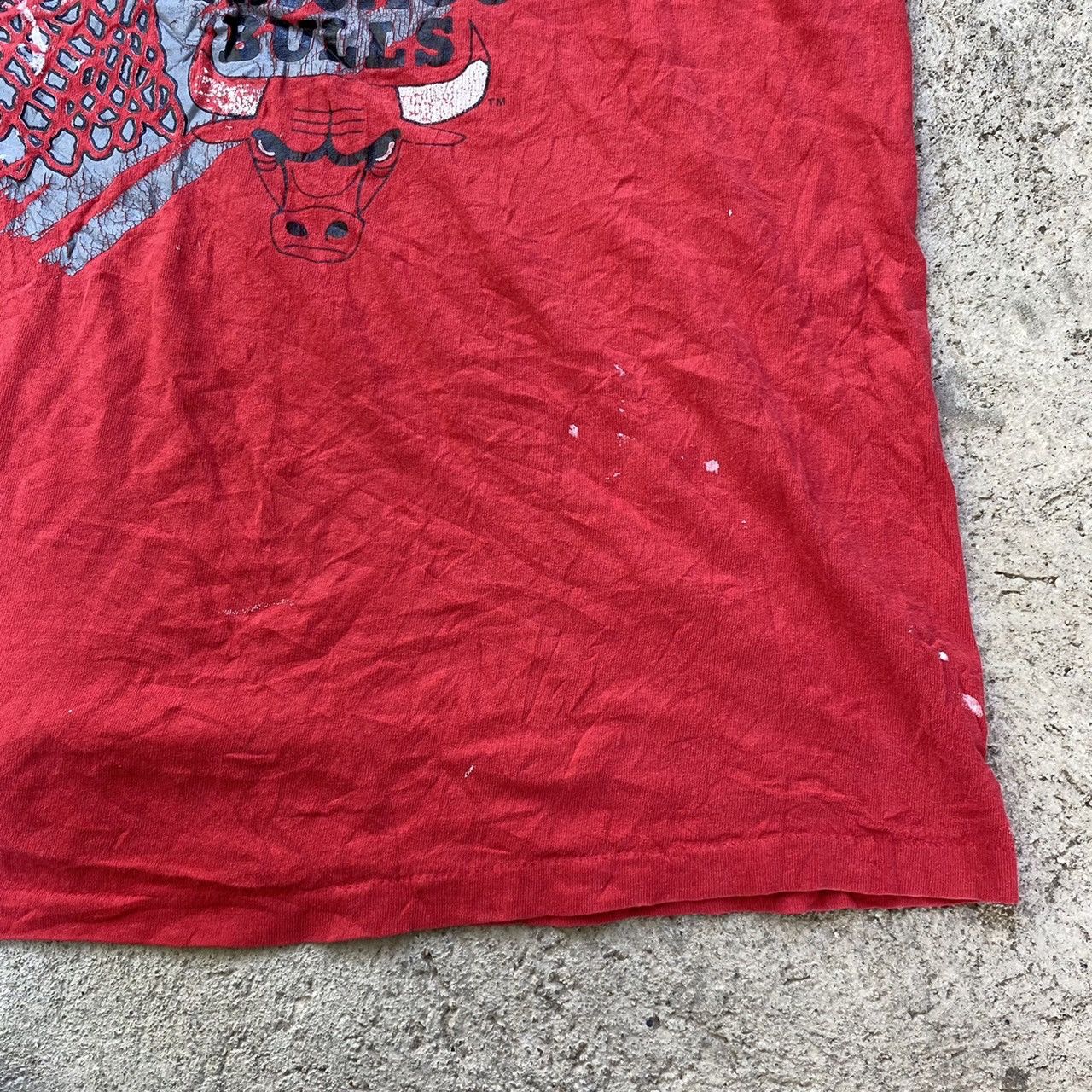 NBA × Salem Sportswear × Vintage Vintage Thrashed Chicago Bulls Shirt Size US XL / EU 56 / 4 - 8 Thumbnail