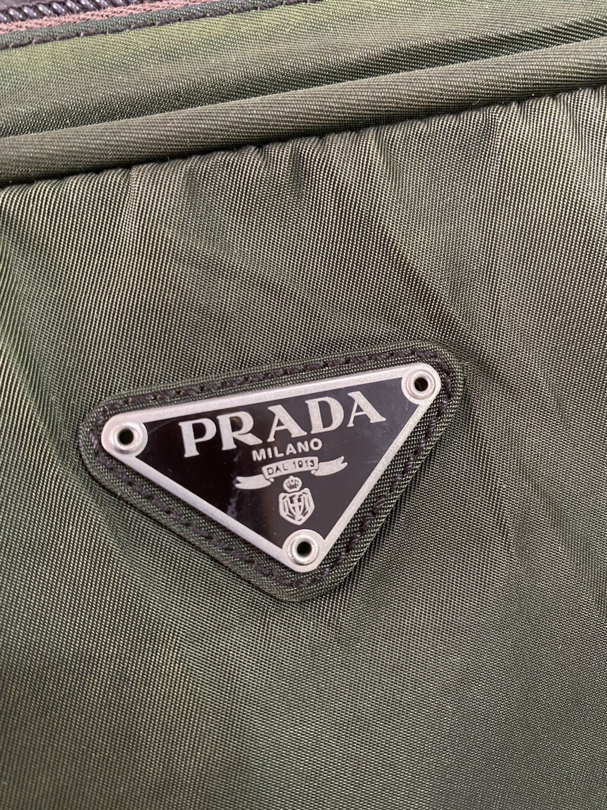 Prada Authentic Vintage Prada Tessuto Nyalon Green Shoulder Bag Size ONE SIZE - 18 Thumbnail