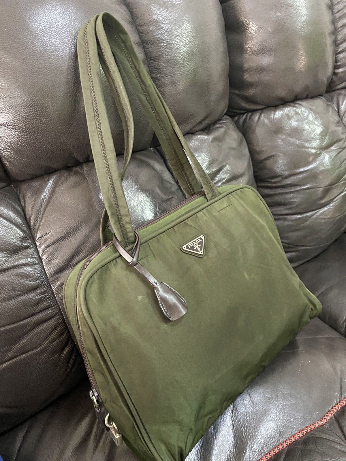 Prada Authentic Vintage Prada Tessuto Nyalon Green Shoulder Bag Size ONE SIZE - 10 Thumbnail