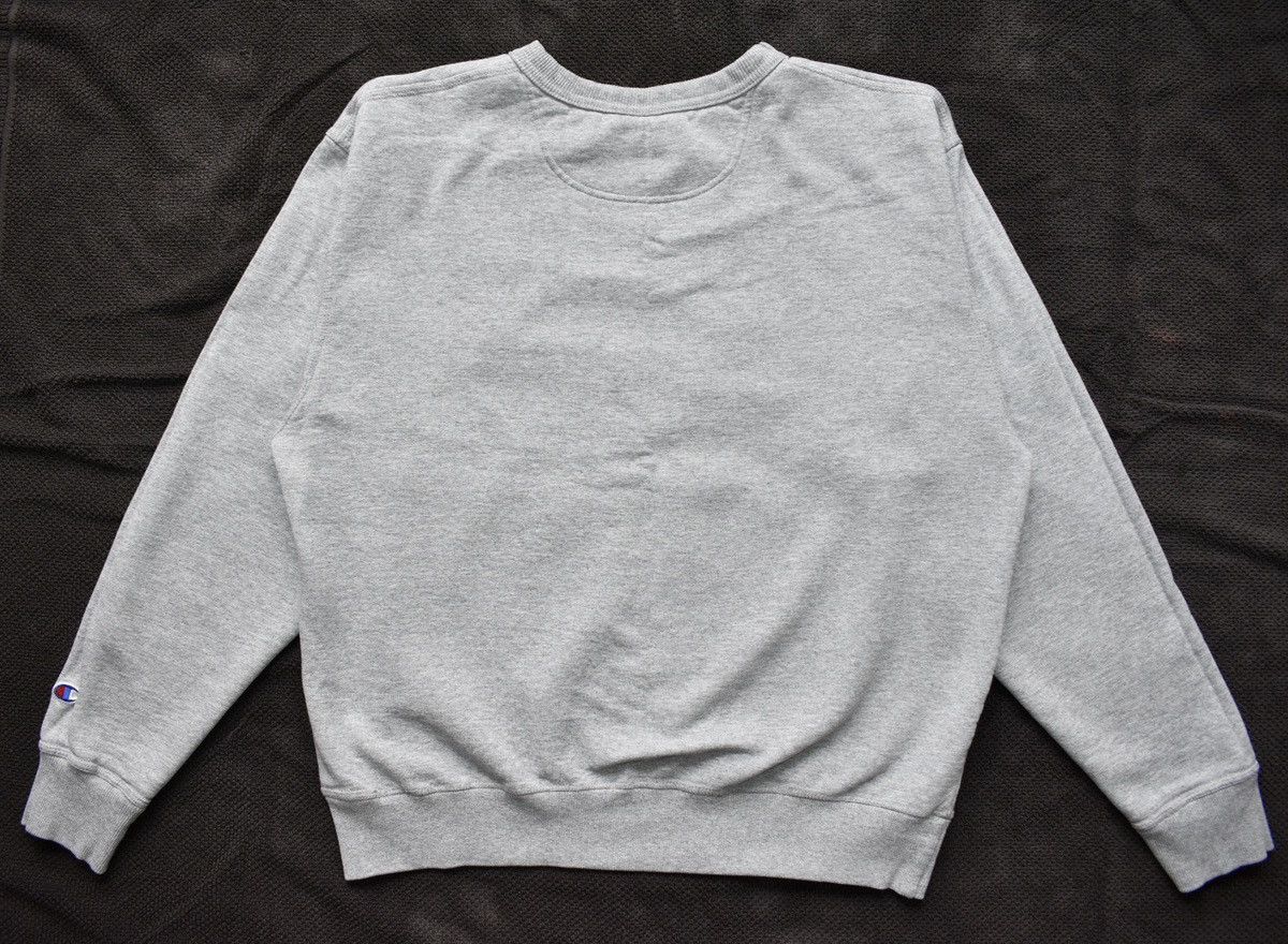 Champion × Vintage Vintage Y2K Champion Sweatshirt (L) Size US L / EU 52-54 / 3 - 3 Thumbnail