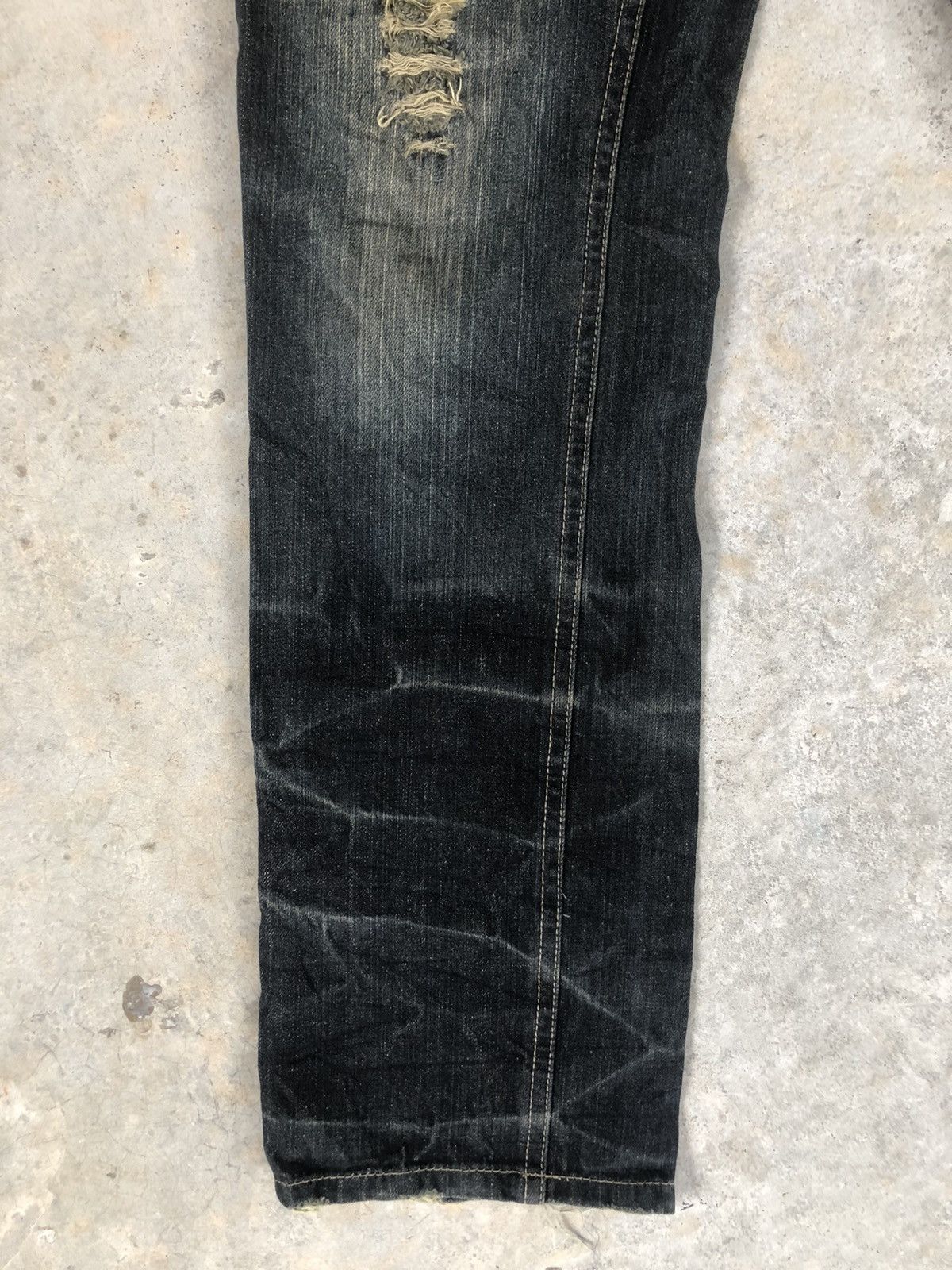 Japanese Brand Vintage GUMU Distressed Jeans Patchwork Denim Size US 35 - 6 Thumbnail