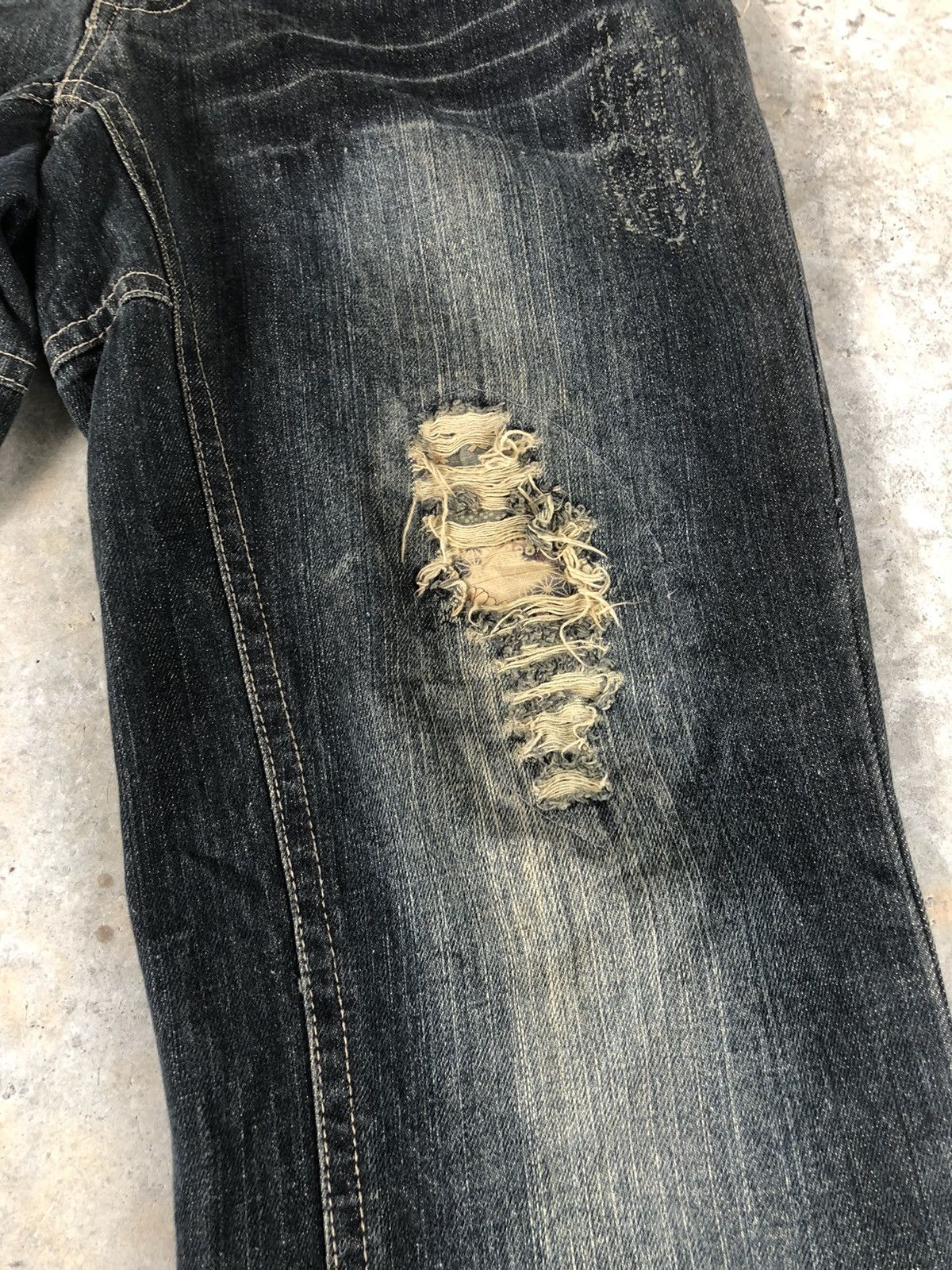 Japanese Brand Vintage GUMU Distressed Jeans Patchwork Denim Size US 35 - 13 Thumbnail