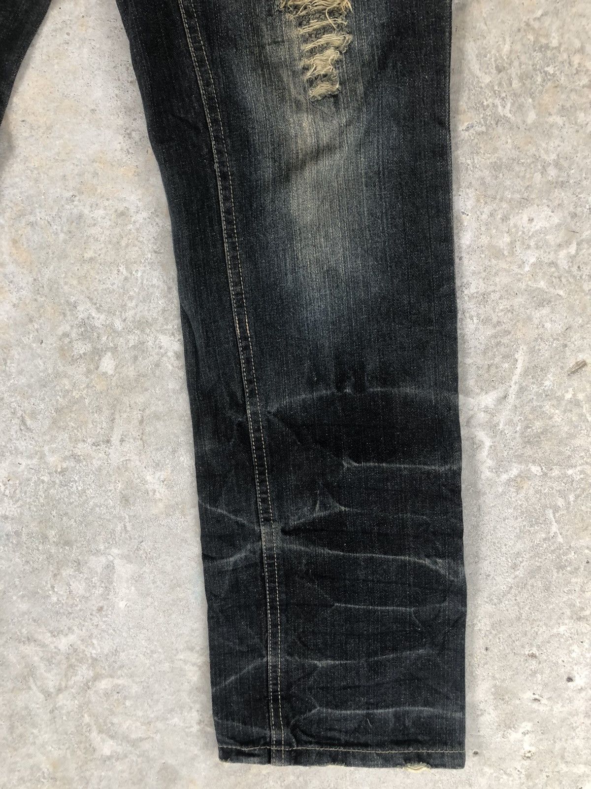 Japanese Brand Vintage GUMU Distressed Jeans Patchwork Denim Size US 35 - 7 Thumbnail