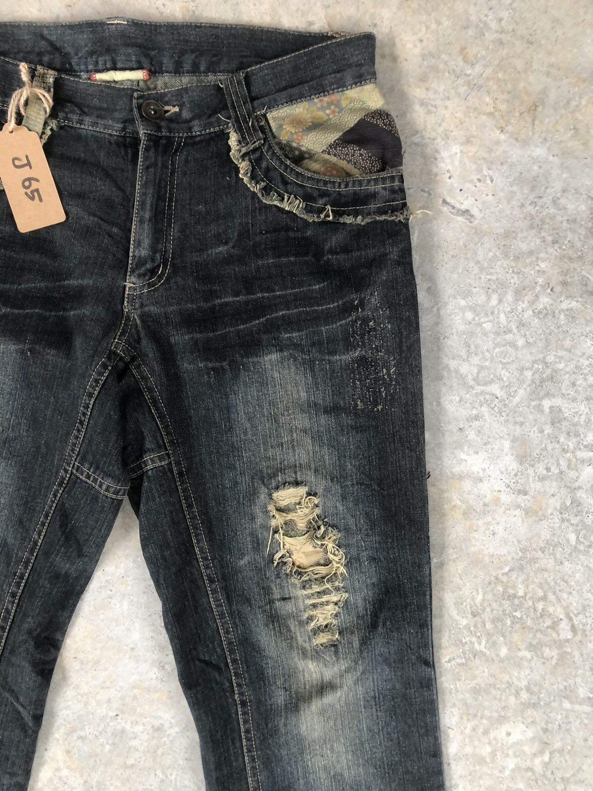 Japanese Brand Vintage GUMU Distressed Jeans Patchwork Denim Size US 35 - 5 Thumbnail