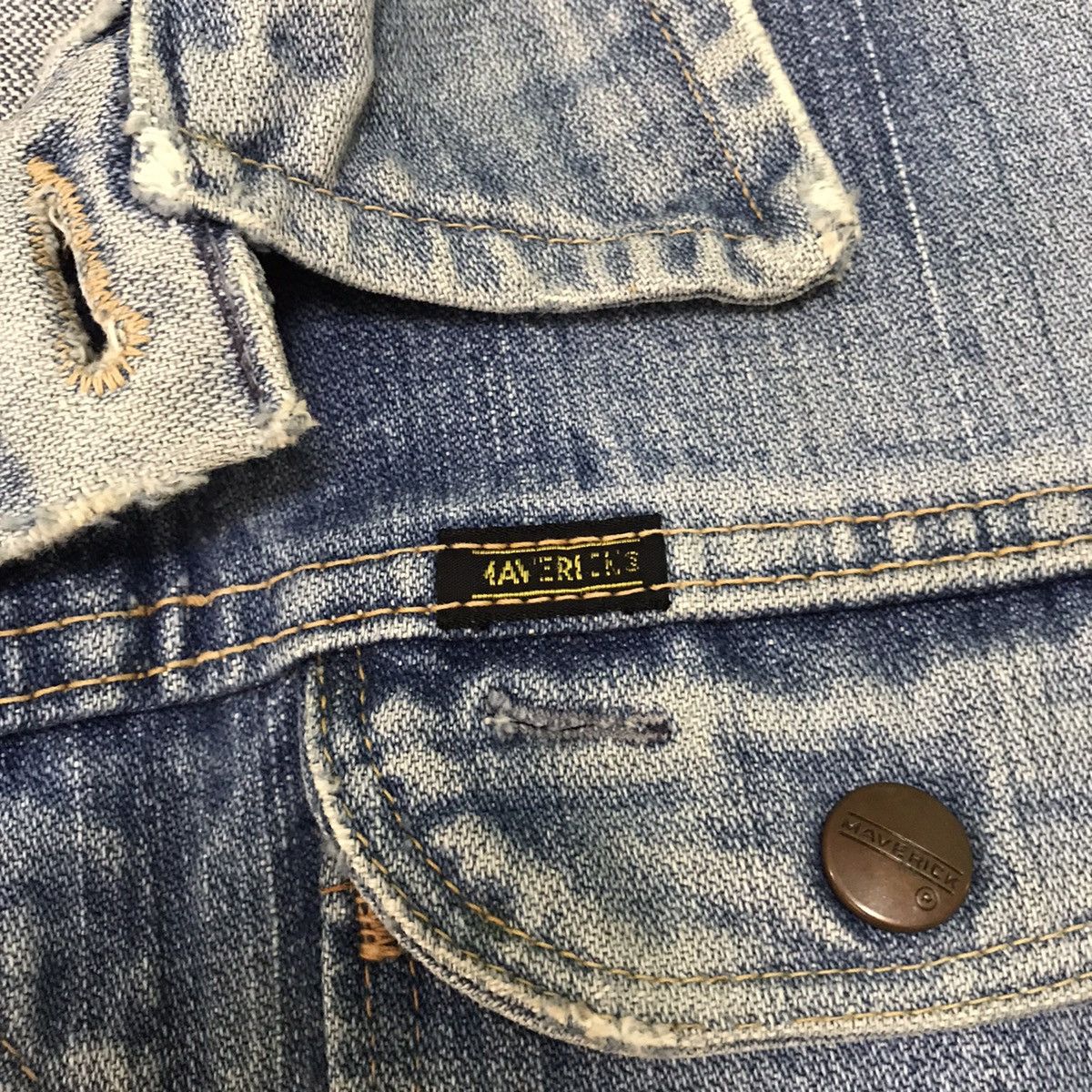 Other Distressed Vintage 70/80s Maverick Denim Trucker Jacket Size US S / EU 44-46 / 1 - 8 Thumbnail