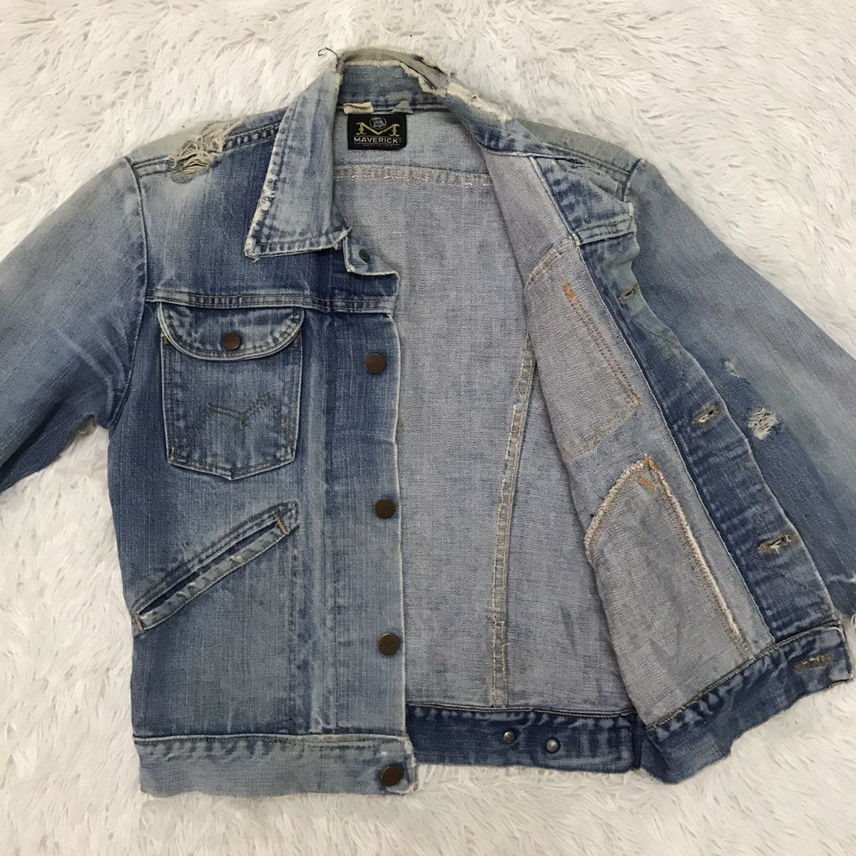 Other Distressed Vintage 70/80s Maverick Denim Trucker Jacket Size US S / EU 44-46 / 1 - 15 Thumbnail