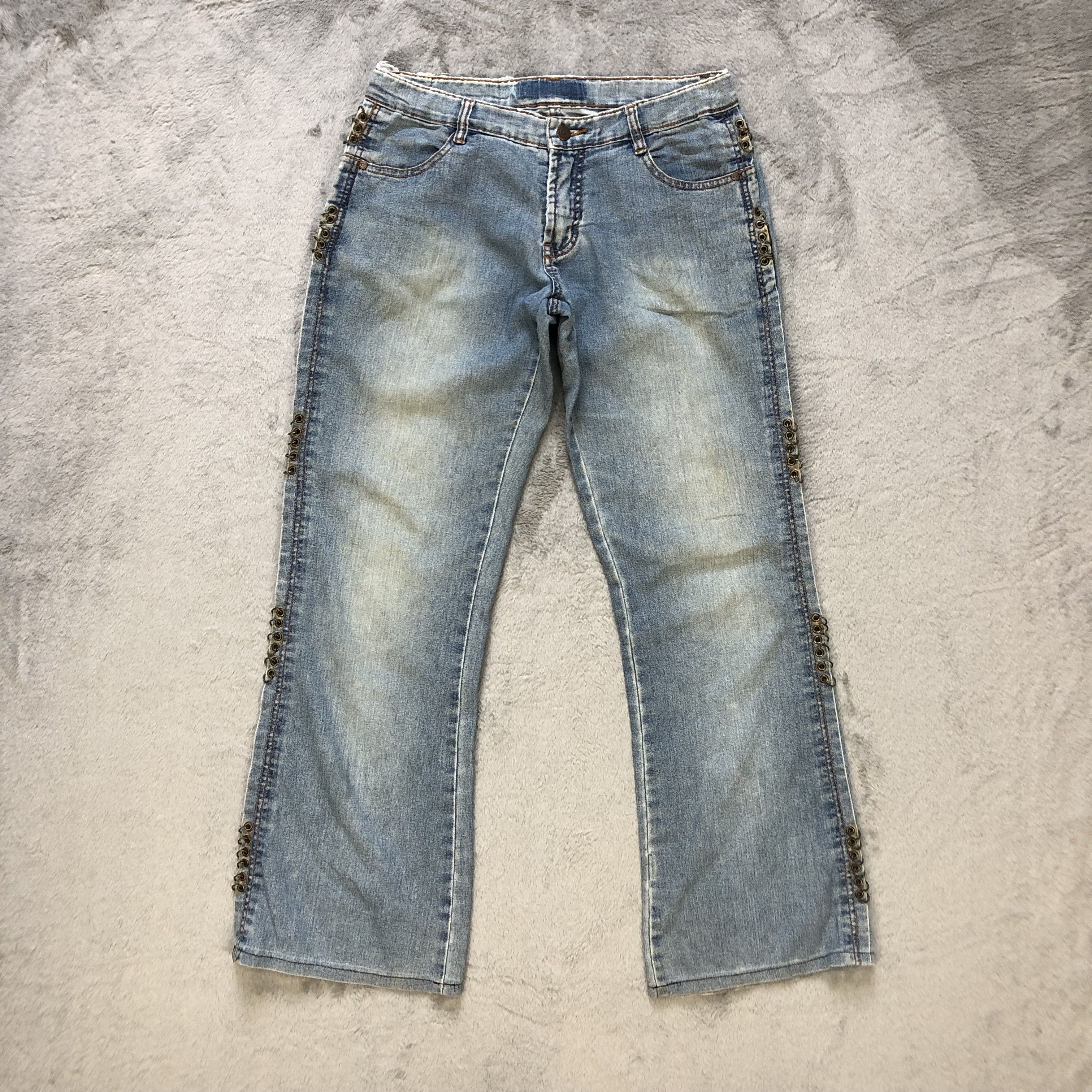 image of Vintage Used Jeans Light Wash Denim Pants 6917-96, Women's (Size 29)
