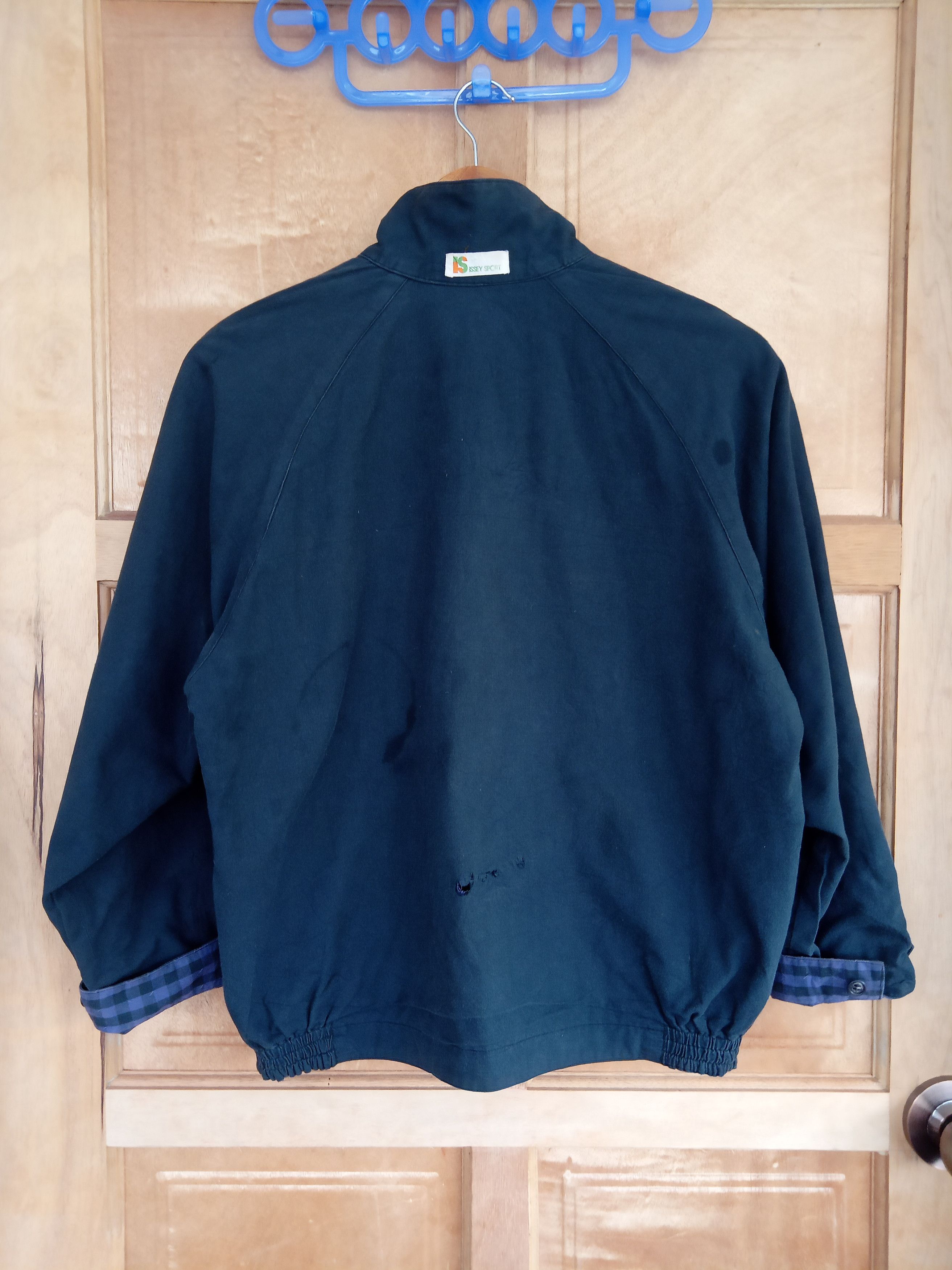 Issey Miyake VTG ISSEY SPORT REVERSIBLE BOMBERS JACKET Size US M / EU 48-50 / 2 - 11 Thumbnail