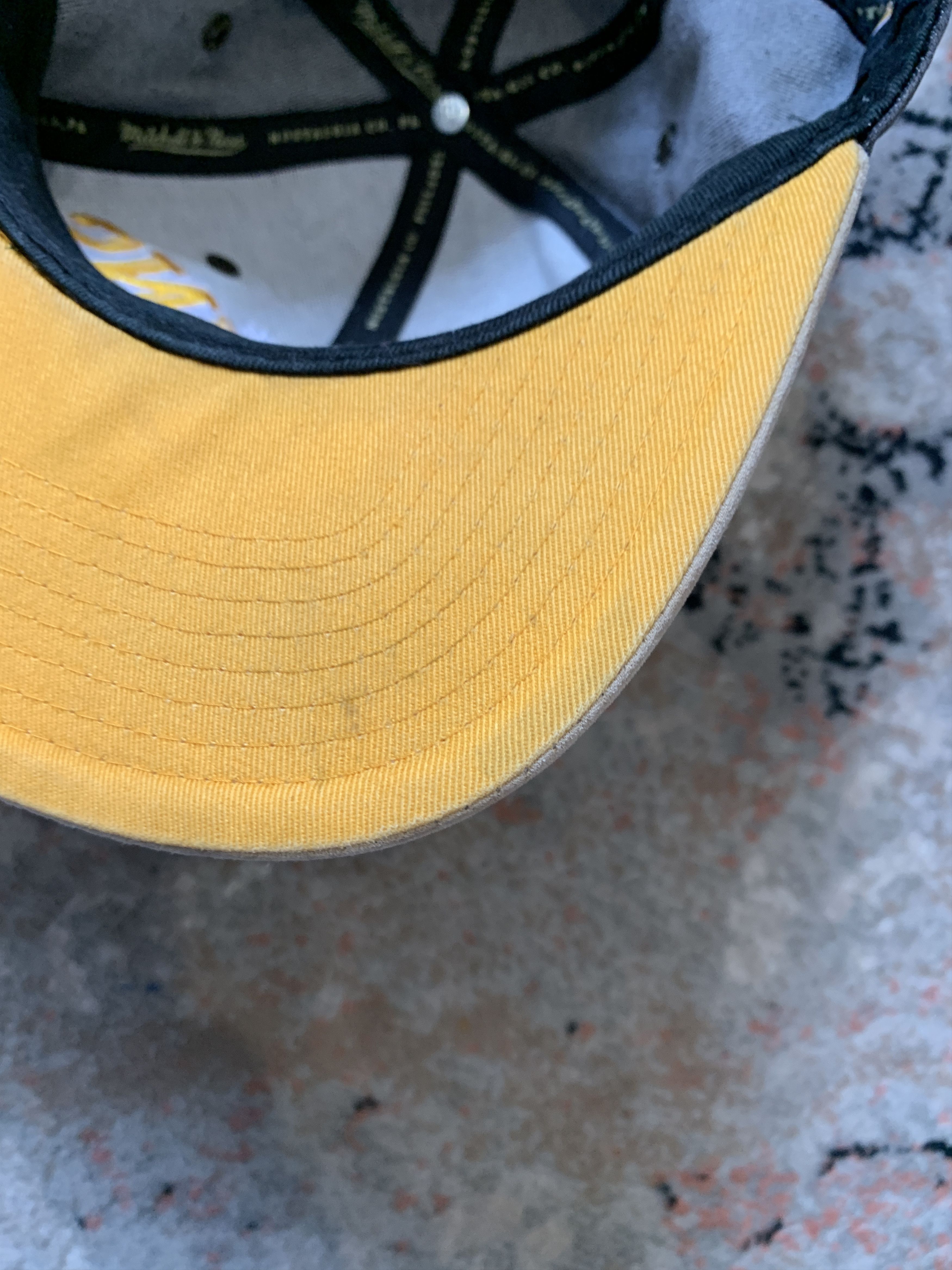Mitchell & Ness Mitchell & Ness Pittsburg Penguins Vintage Cap Size ONE SIZE - 8 Thumbnail