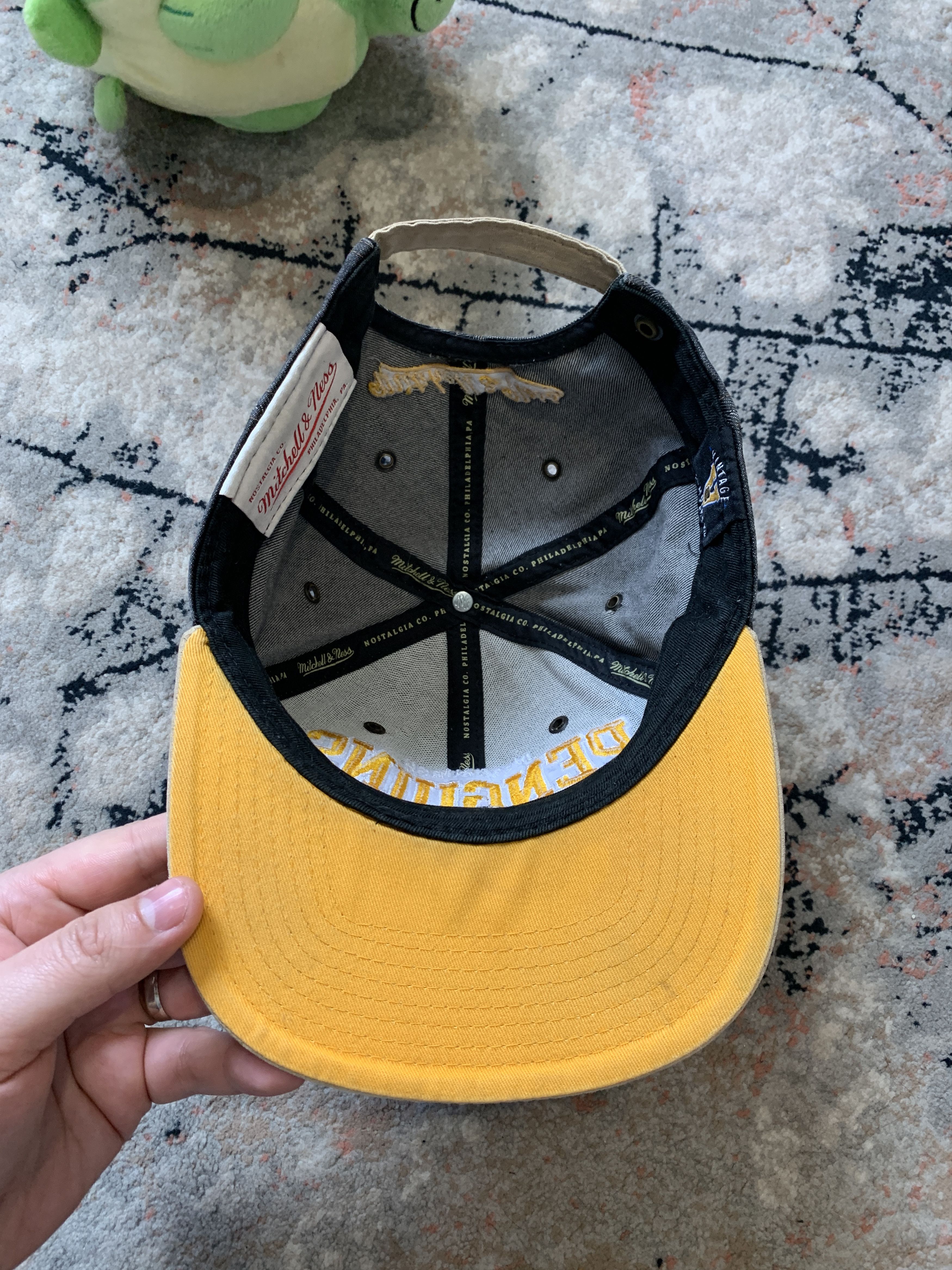 Mitchell & Ness Mitchell & Ness Pittsburg Penguins Vintage Cap Size ONE SIZE - 5 Thumbnail