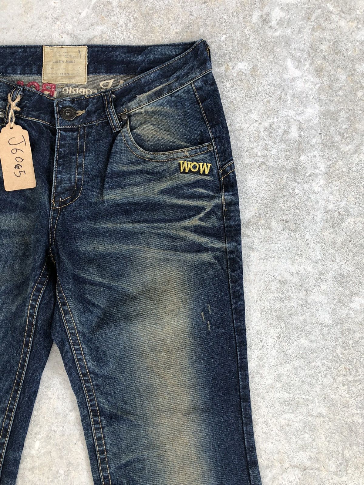 Japanese Brand Rare Yoshitomo Nara Lolita Distressed Jeans Size US 34 / EU 50 - 5 Thumbnail