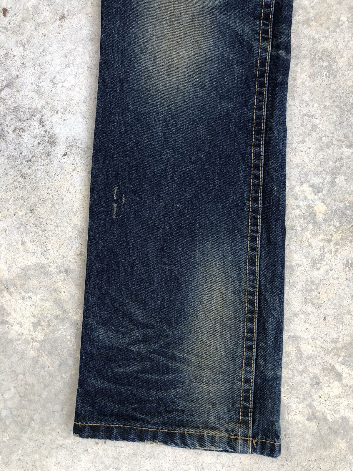 Japanese Brand Rare Yoshitomo Nara Lolita Distressed Jeans Size US 34 / EU 50 - 8 Thumbnail