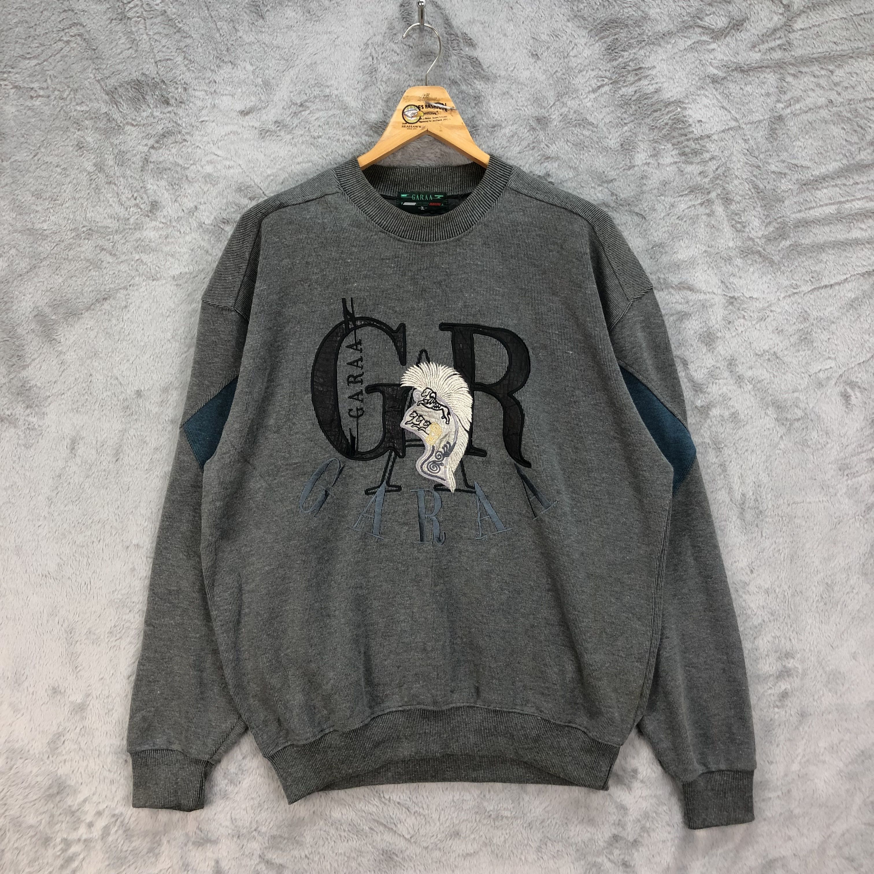 Vintage Vintage GAARA Embroidery Big Logo Sweatshirts #4856-174 Size US XL / EU 56 / 4 - 1 Thumbnail