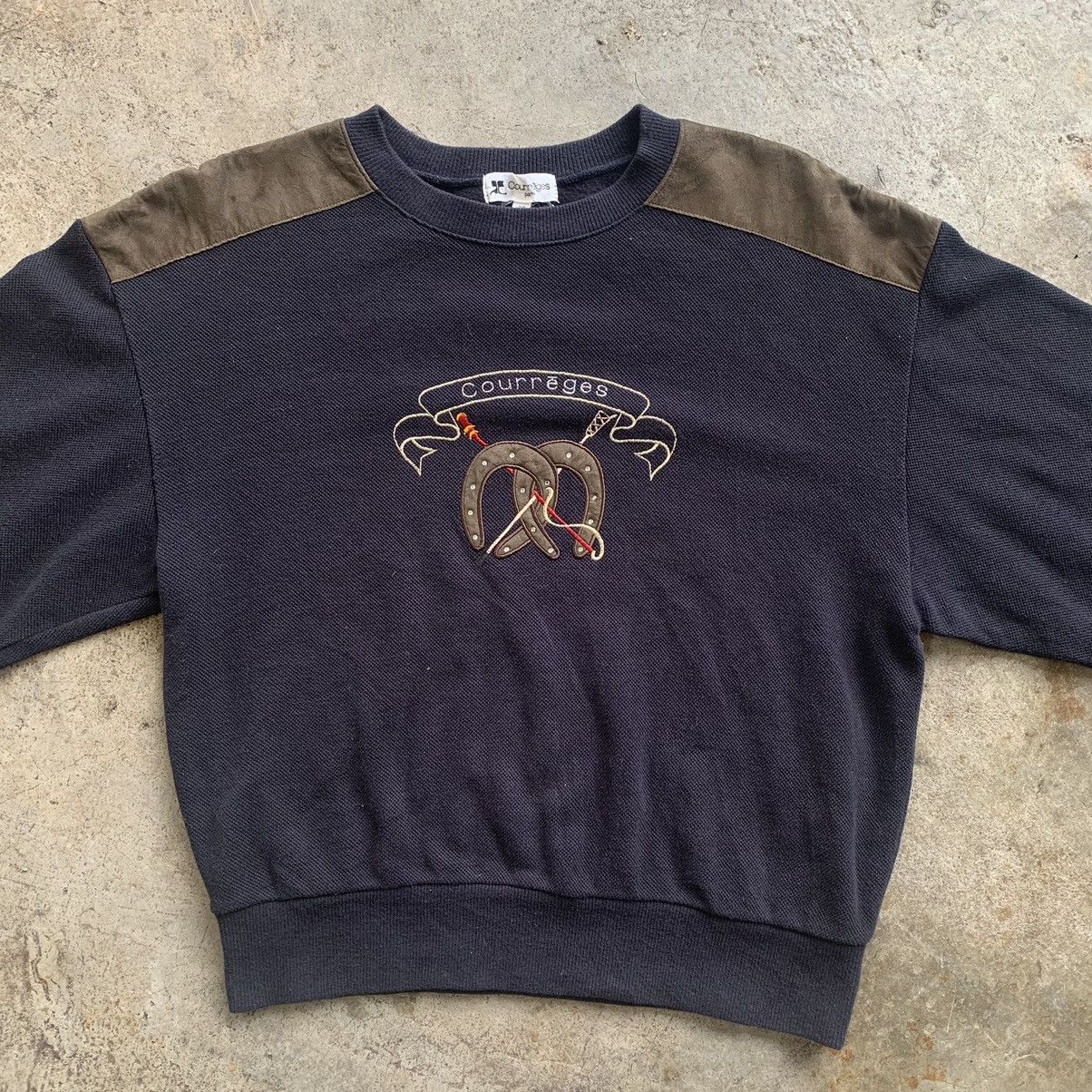 Courreges Courreges paris embroidered vintage 90s sweatshirt Size US M / EU 48-50 / 2 - 12 Thumbnail