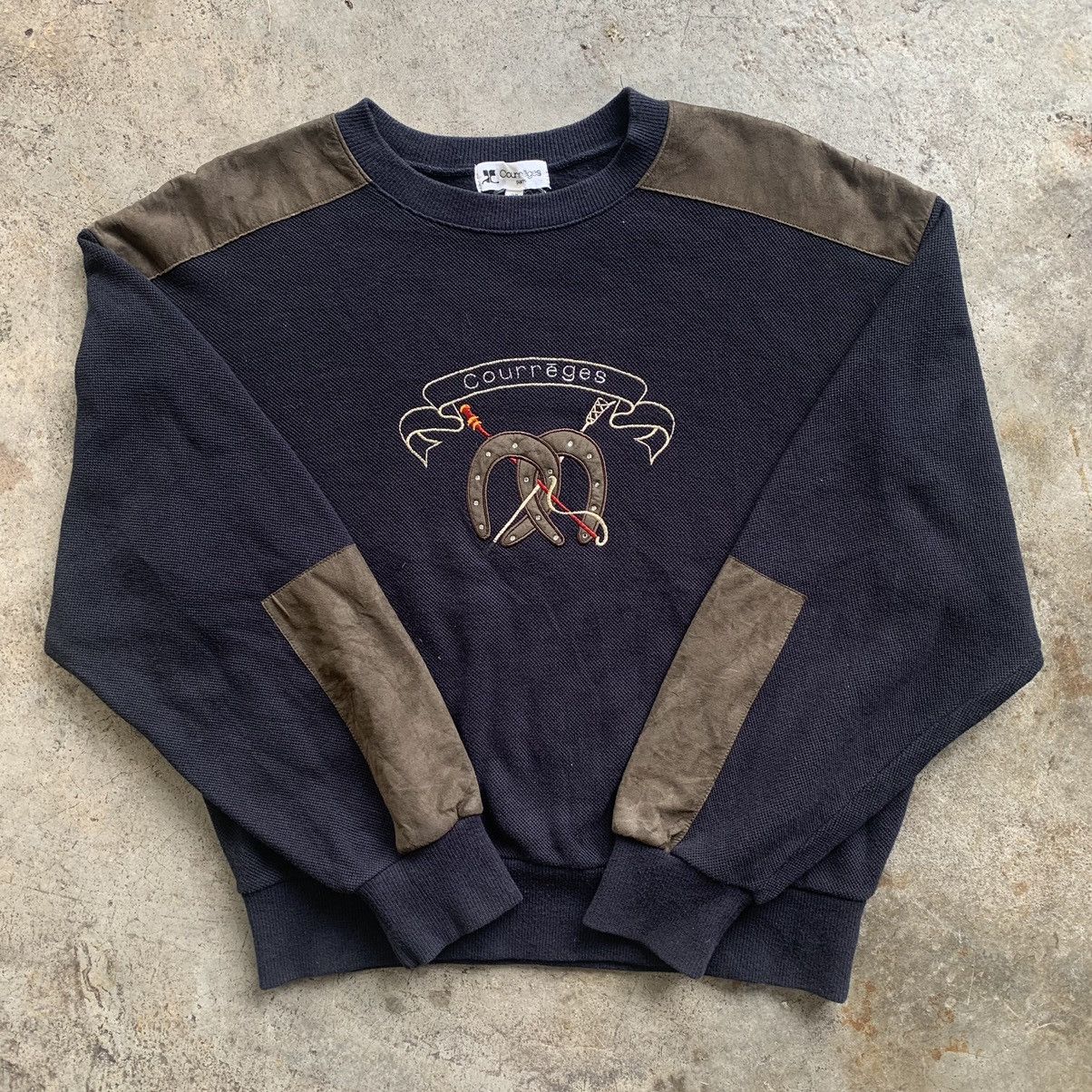 Courreges Courreges paris embroidered vintage 90s sweatshirt Size US M / EU 48-50 / 2 - 1 Thumbnail