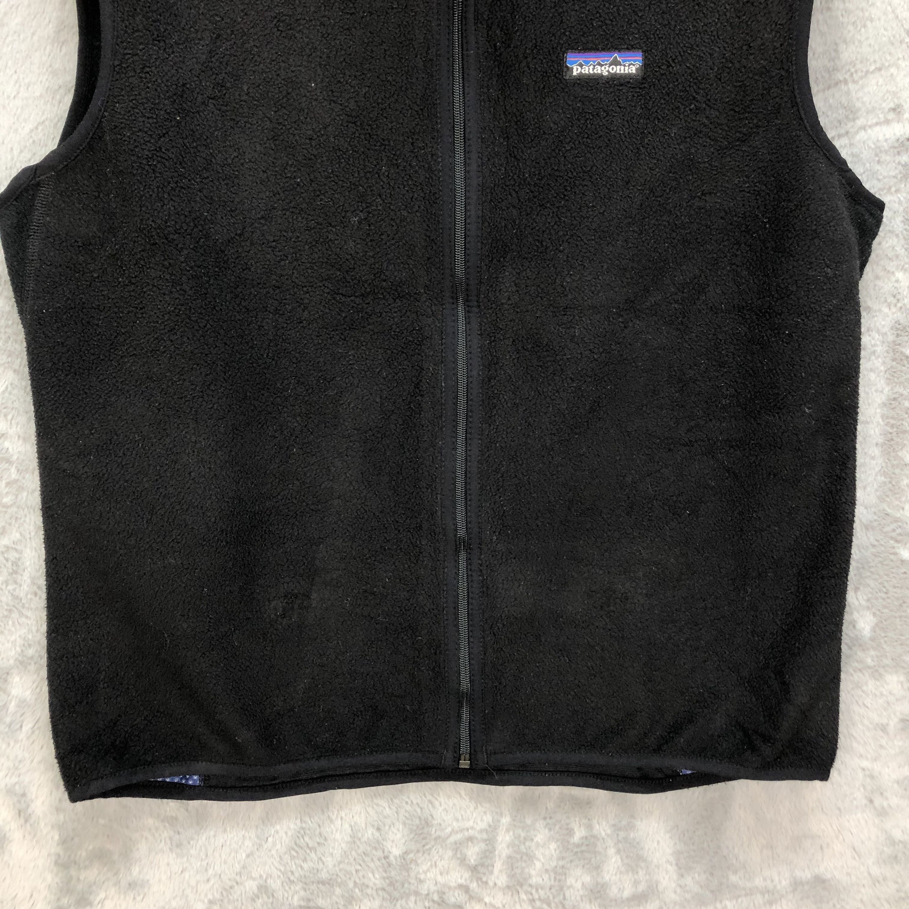 Patagonia VINTAGE PATAGONIA MADE IN USA BLACK FLEECE VEST #5273-182 Size US L / EU 52-54 / 3 - 4 Thumbnail