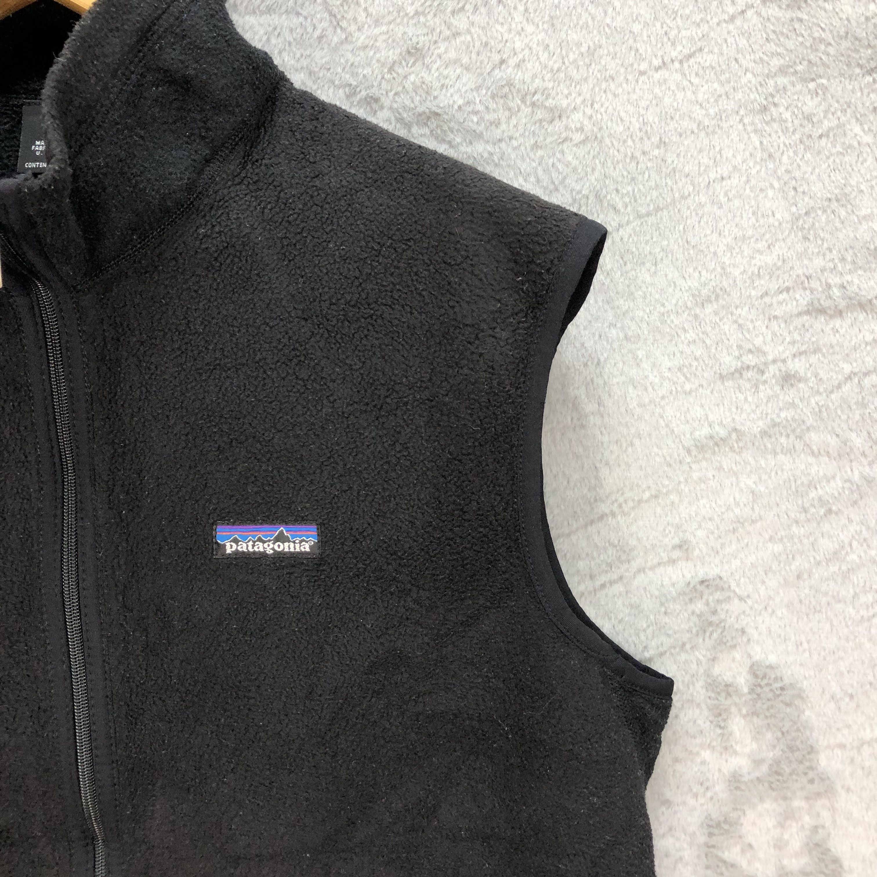 Patagonia VINTAGE PATAGONIA MADE IN USA BLACK FLEECE VEST #5273-182 Size US L / EU 52-54 / 3 - 6 Thumbnail