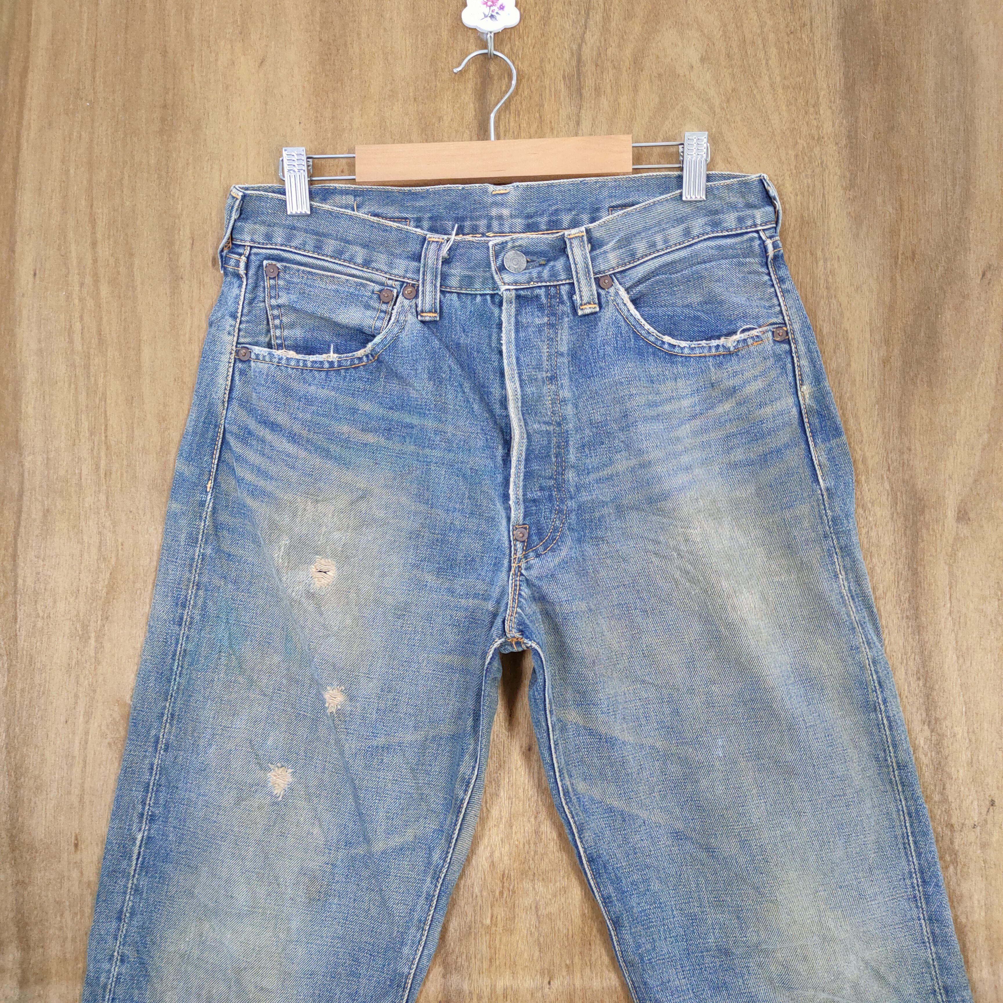 Levi's Vintage Clothing VINTAGE LEVI'S 37501 BIG E RUSTY FADED RIPPEP JEANS Size US 32 / EU 48 - 4 Thumbnail
