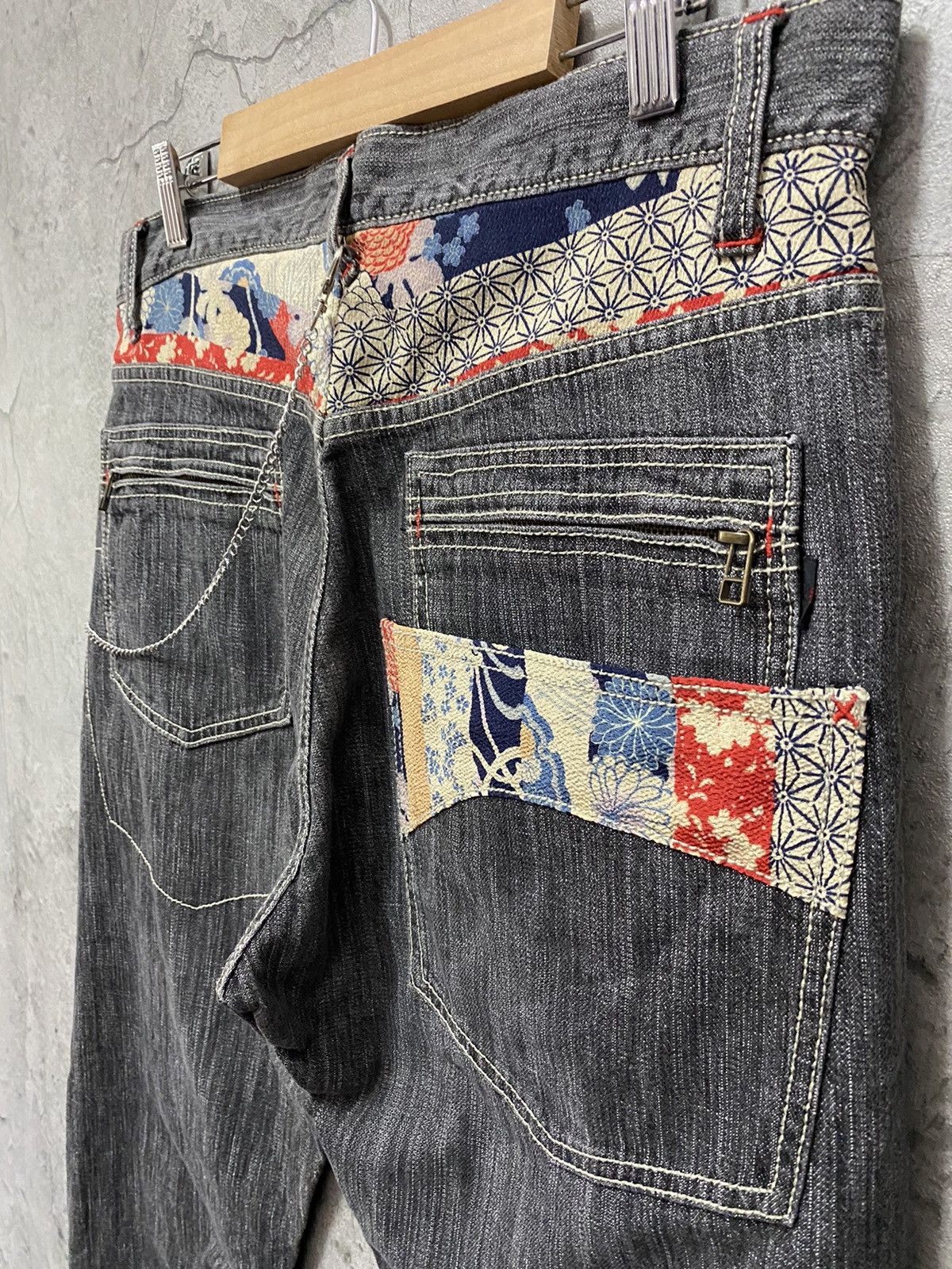 Japanese Brand Wild Khakis Japan Curved Seam MultiPocket Chains Denim Size US 32 / EU 48 - 6 Thumbnail