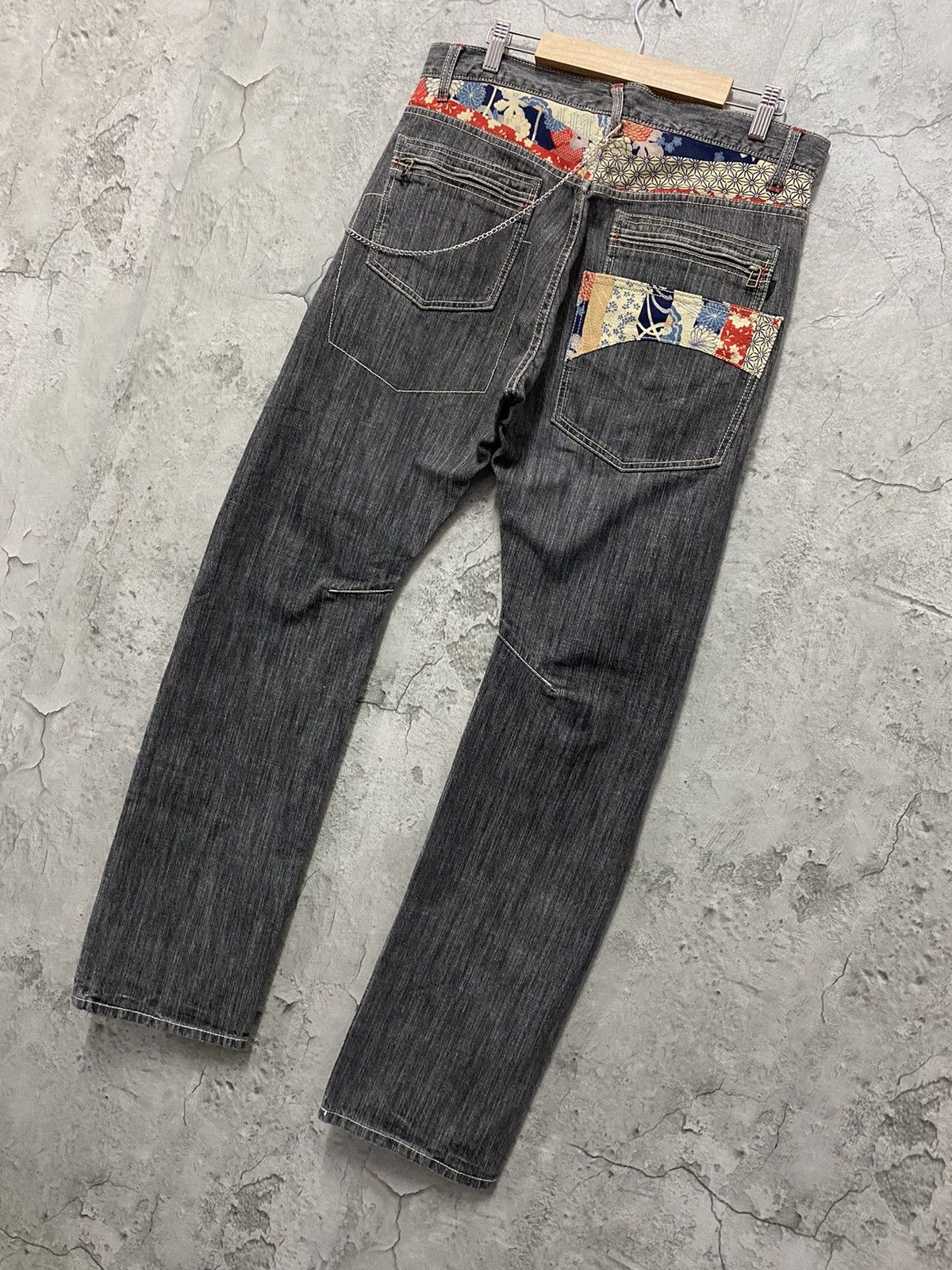 Japanese Brand Wild Khakis Japan Curved Seam MultiPocket Chains Denim Size US 32 / EU 48 - 3 Thumbnail