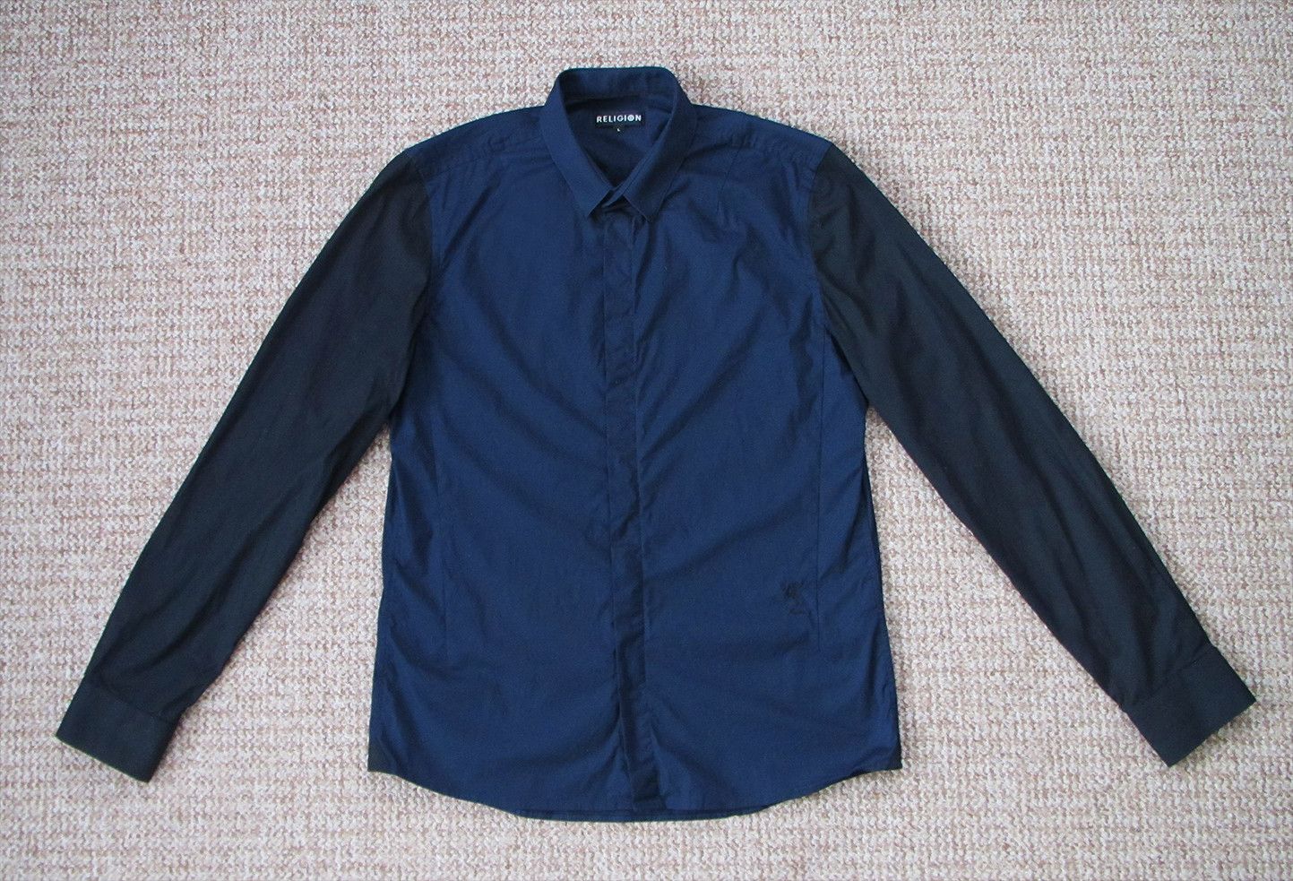 Other Religion long sleeve two tone skeleton logo shirt size L Size US L / EU 52-54 / 3 - 1 Thumbnail