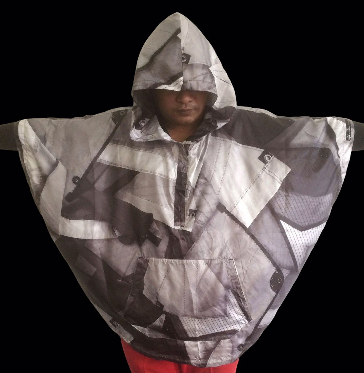 Hussein Chalayan × Puma Vintage hussien chalayan Puma Oversized poncho Size US M / EU 48-50 / 2 - 3 Thumbnail