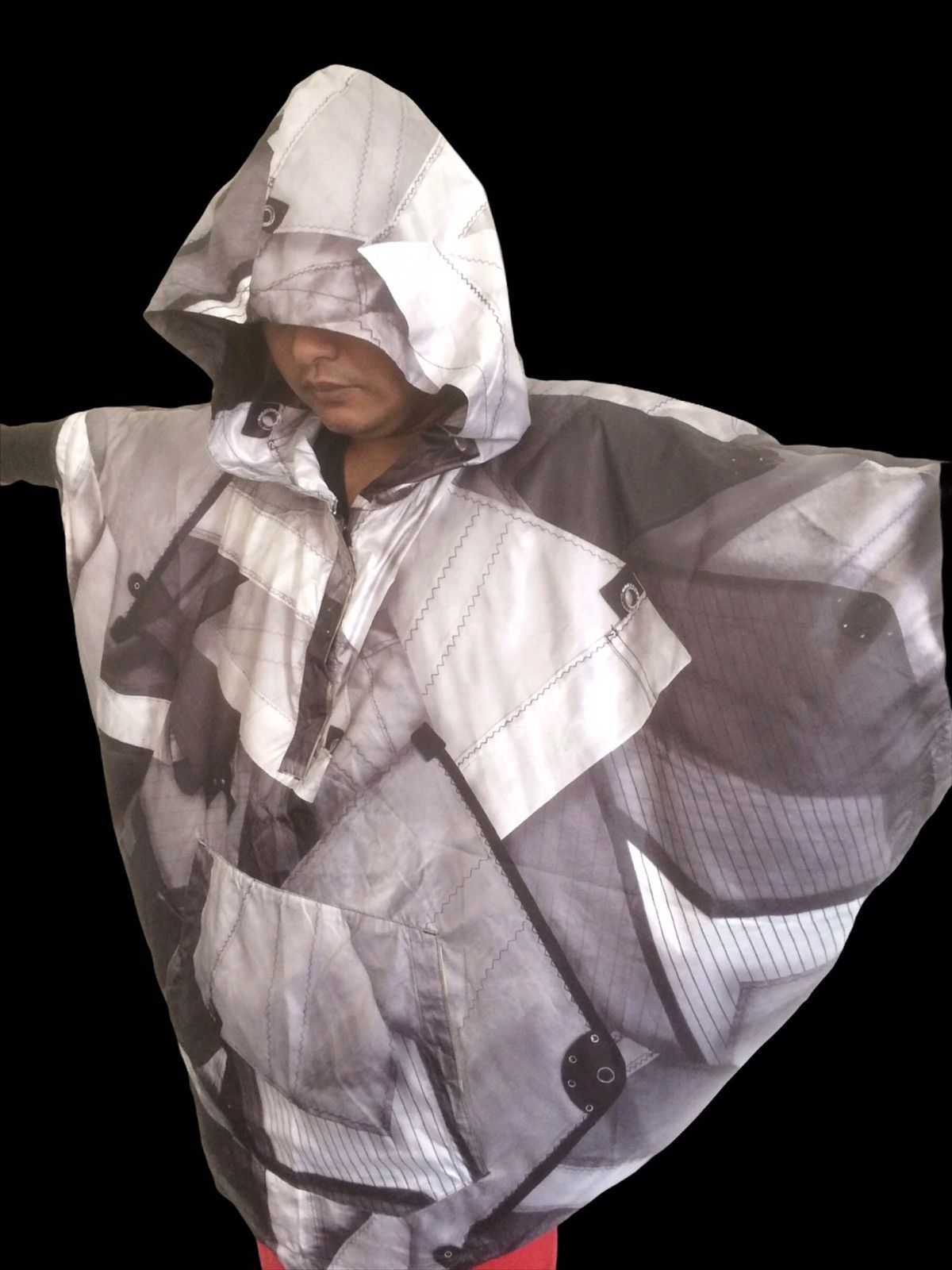 Hussein Chalayan × Puma Vintage hussien chalayan Puma Oversized poncho Size US M / EU 48-50 / 2 - 1 Thumbnail