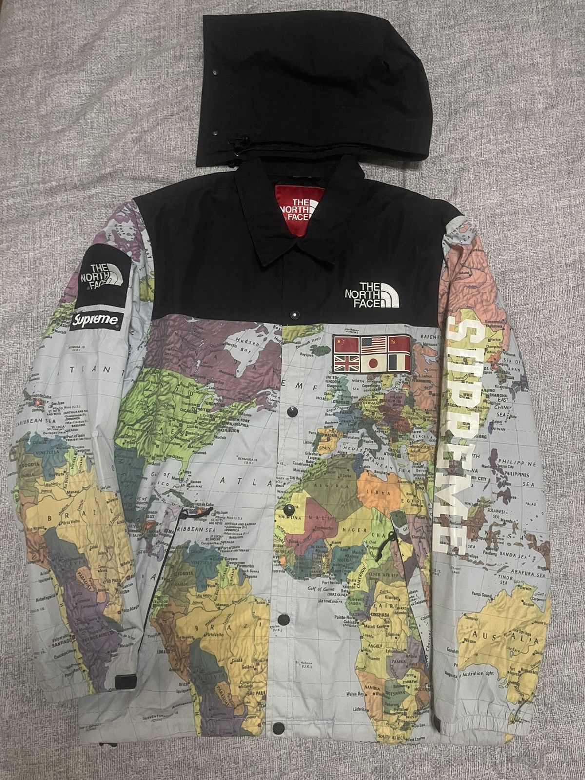 offer onlineshop Supreme tnf the north face maps atlas coach ...