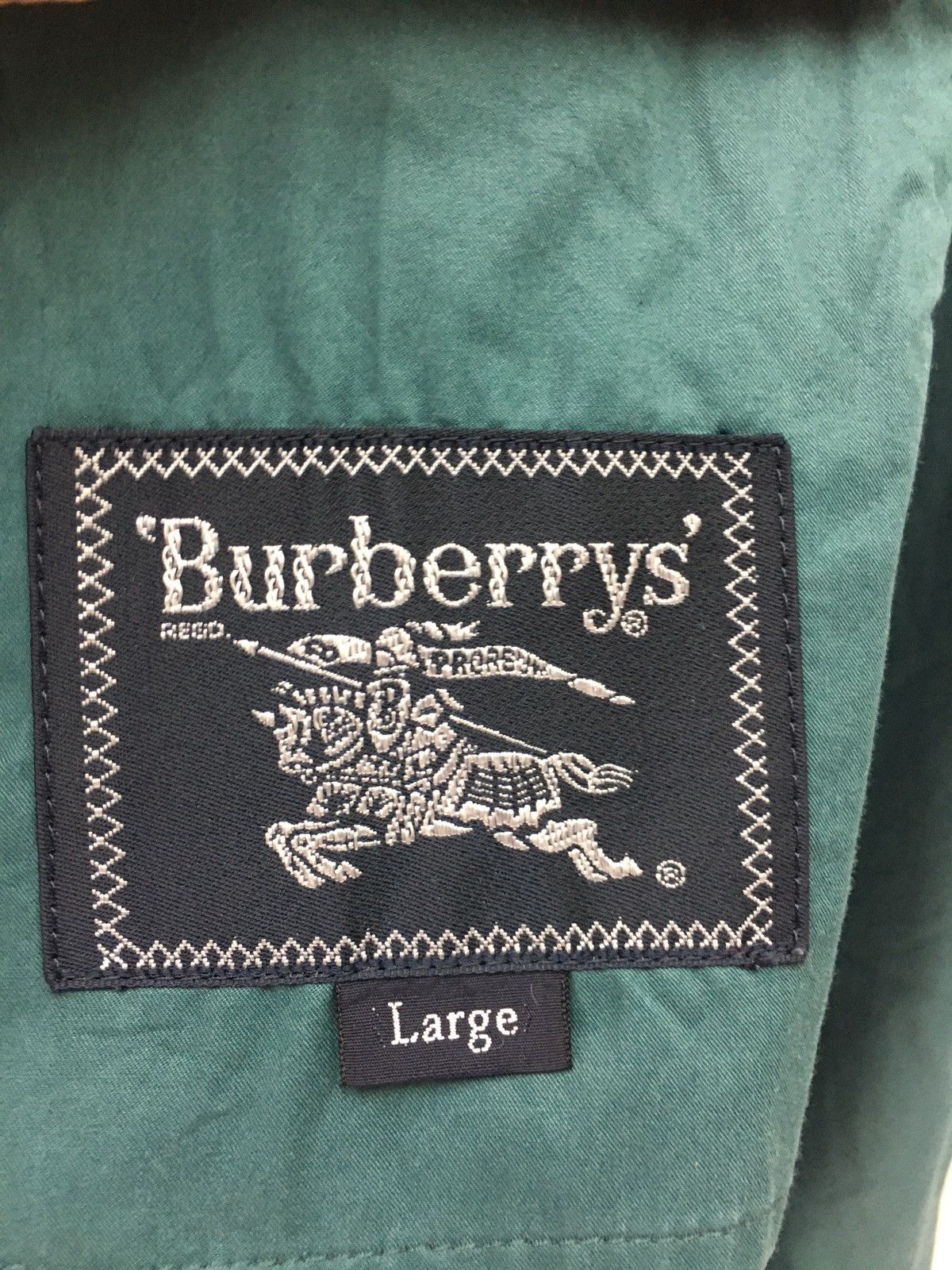 Burberry Vintage Burberry Small Logo Jacket Windbreaker Burberry Size US L / EU 52-54 / 3 - 11 Thumbnail