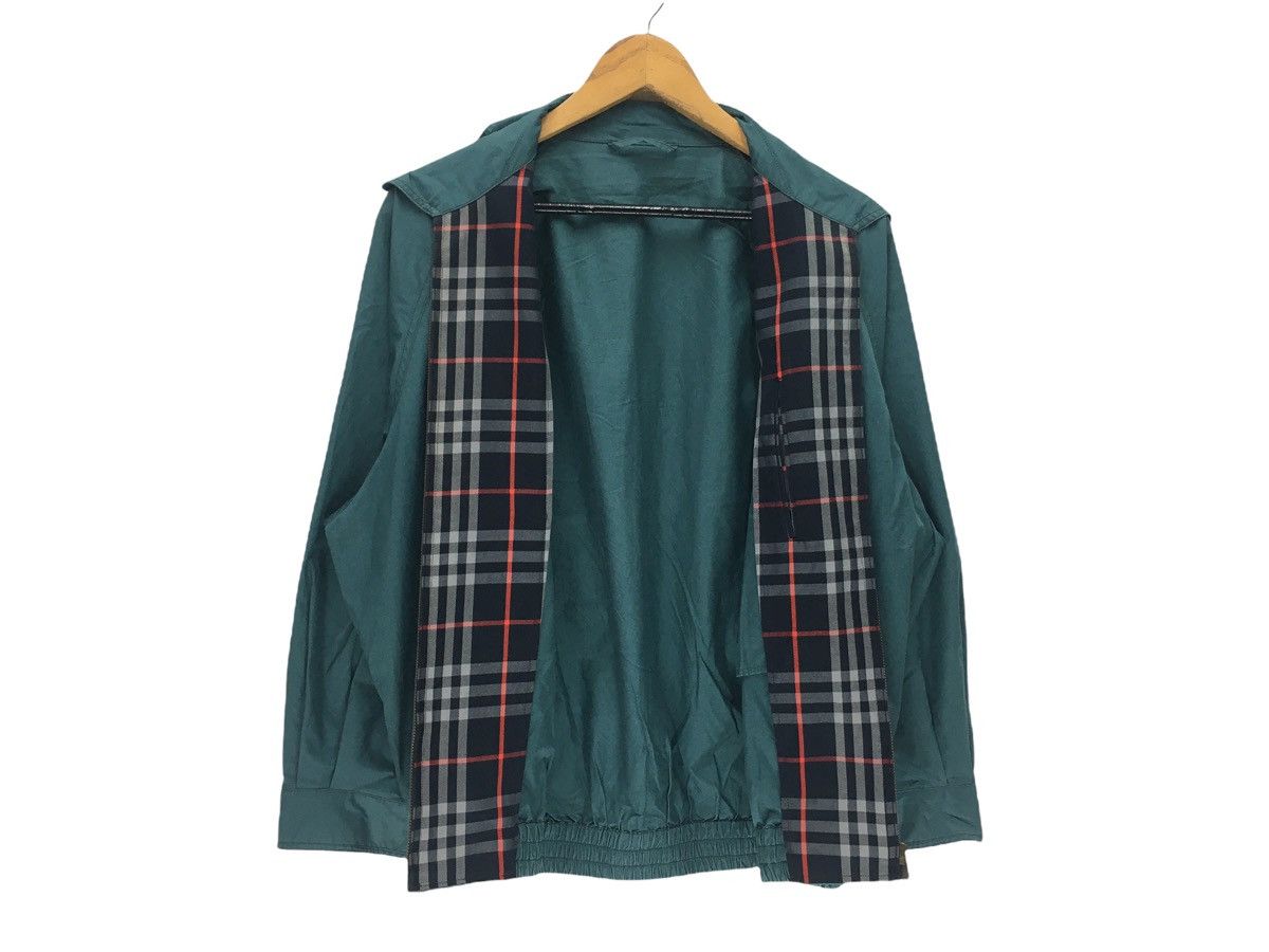 Burberry Vintage Burberry Small Logo Jacket Windbreaker Burberry Size US L / EU 52-54 / 3 - 2 Thumbnail