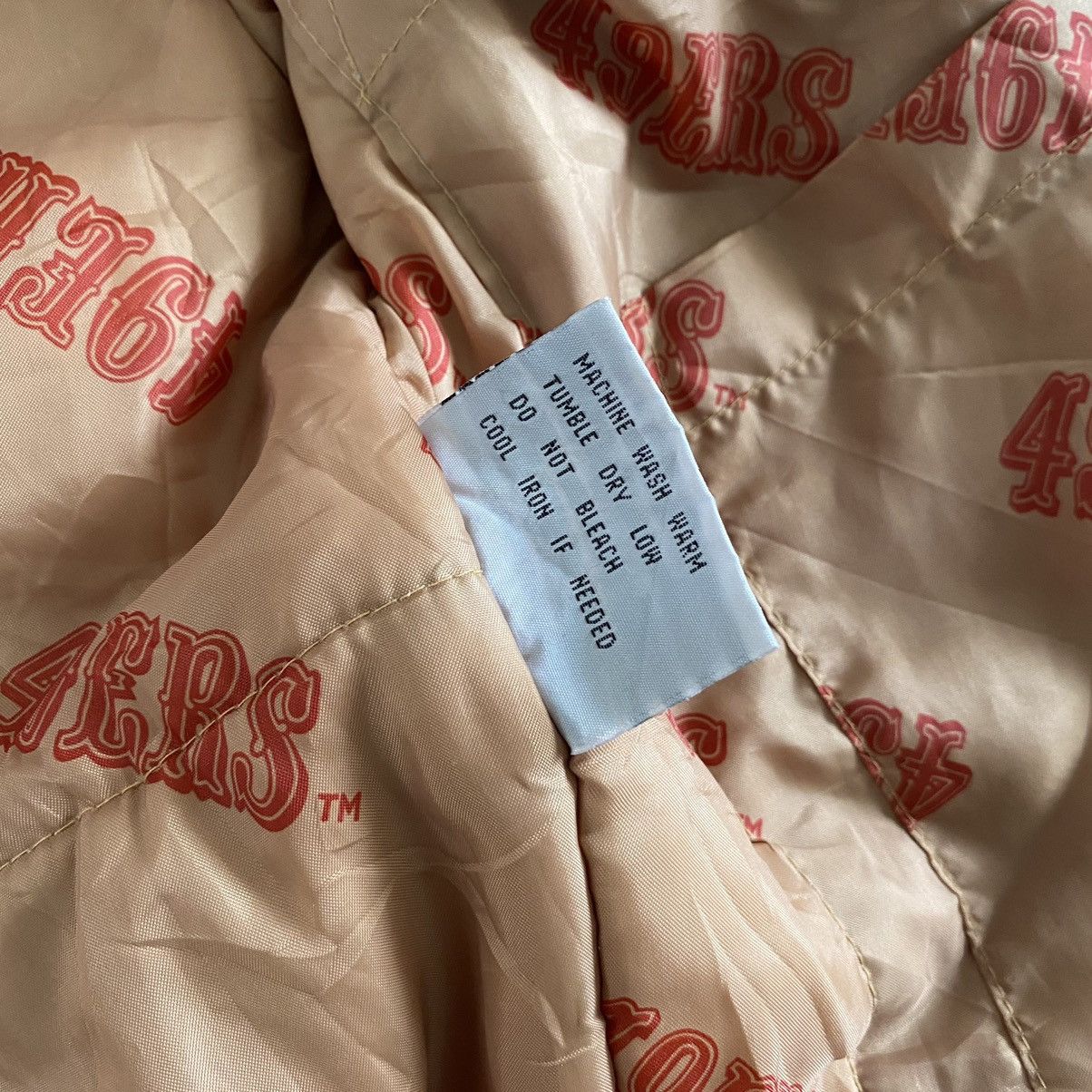 NFL Vintage 90's SF 49ers Faded Distressed Bomber Jacket Size US L / EU 52-54 / 3 - 24 Thumbnail