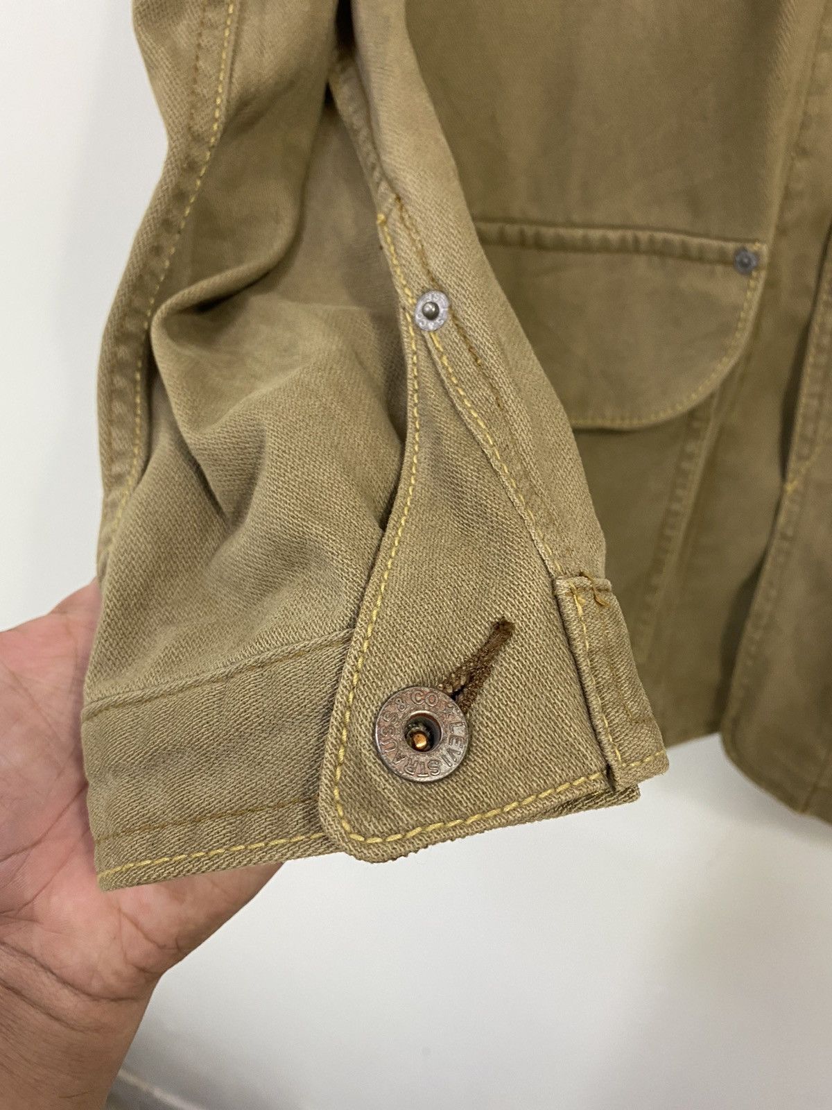 Levi's × Levi's Vintage Clothing Vintage Levi’s Chore Jacket Design 3 Pocket Nice Design Size US M / EU 48-50 / 2 - 8 Thumbnail