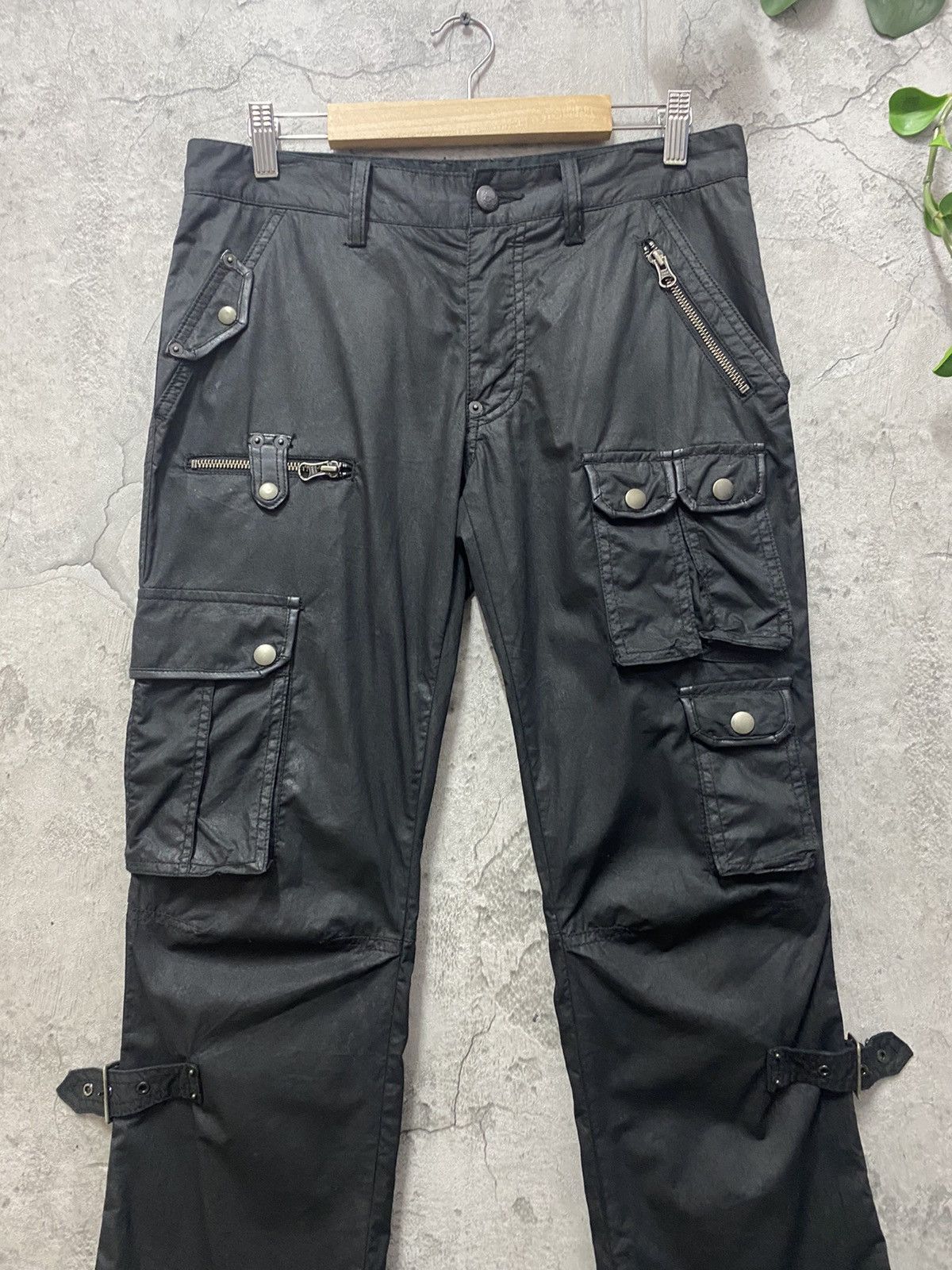 Designer × Japanese Brand CustomCulture Japan Parasite Bondage Utility Cargo Pants Size US 30 / EU 46 - 4 Thumbnail