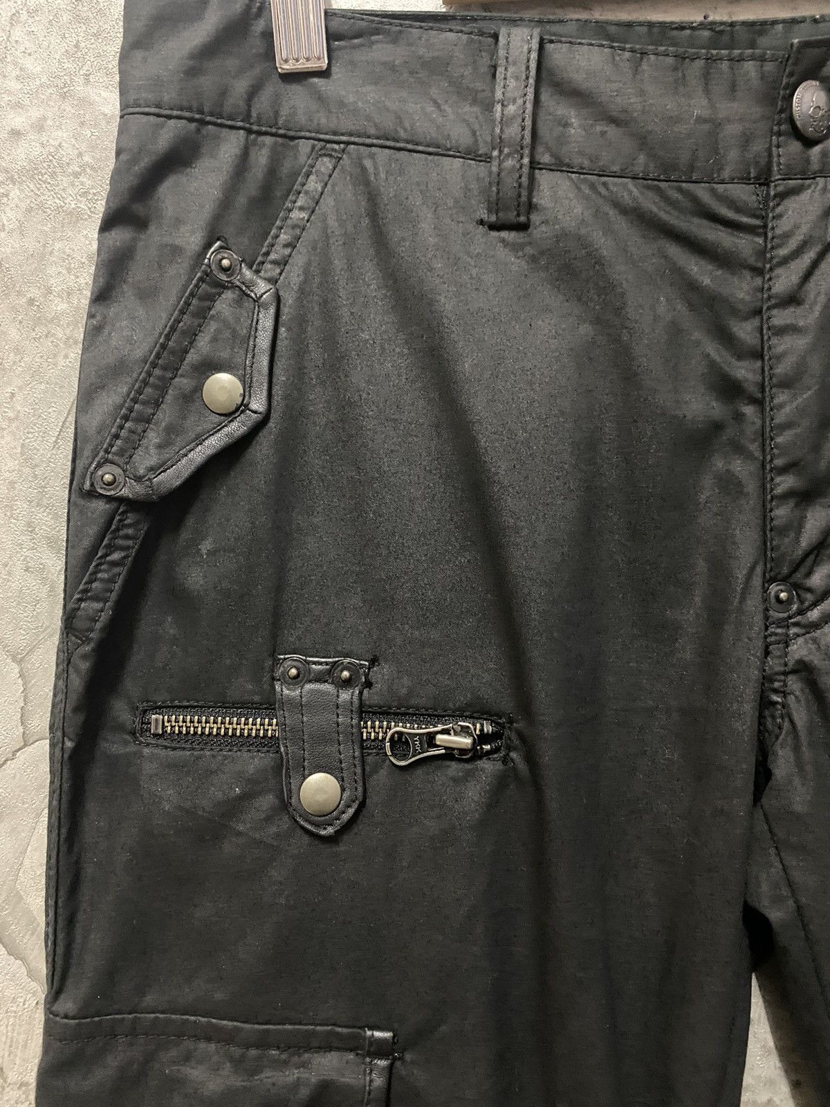 Designer × Japanese Brand CustomCulture Japan Parasite Bondage Utility Cargo Pants Size US 30 / EU 46 - 11 Thumbnail