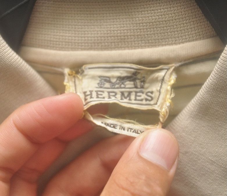 Hermes Vintage Hermes Made In Italy Short Sleeve Cream Colour Size US M / EU 48-50 / 2 - 8 Thumbnail