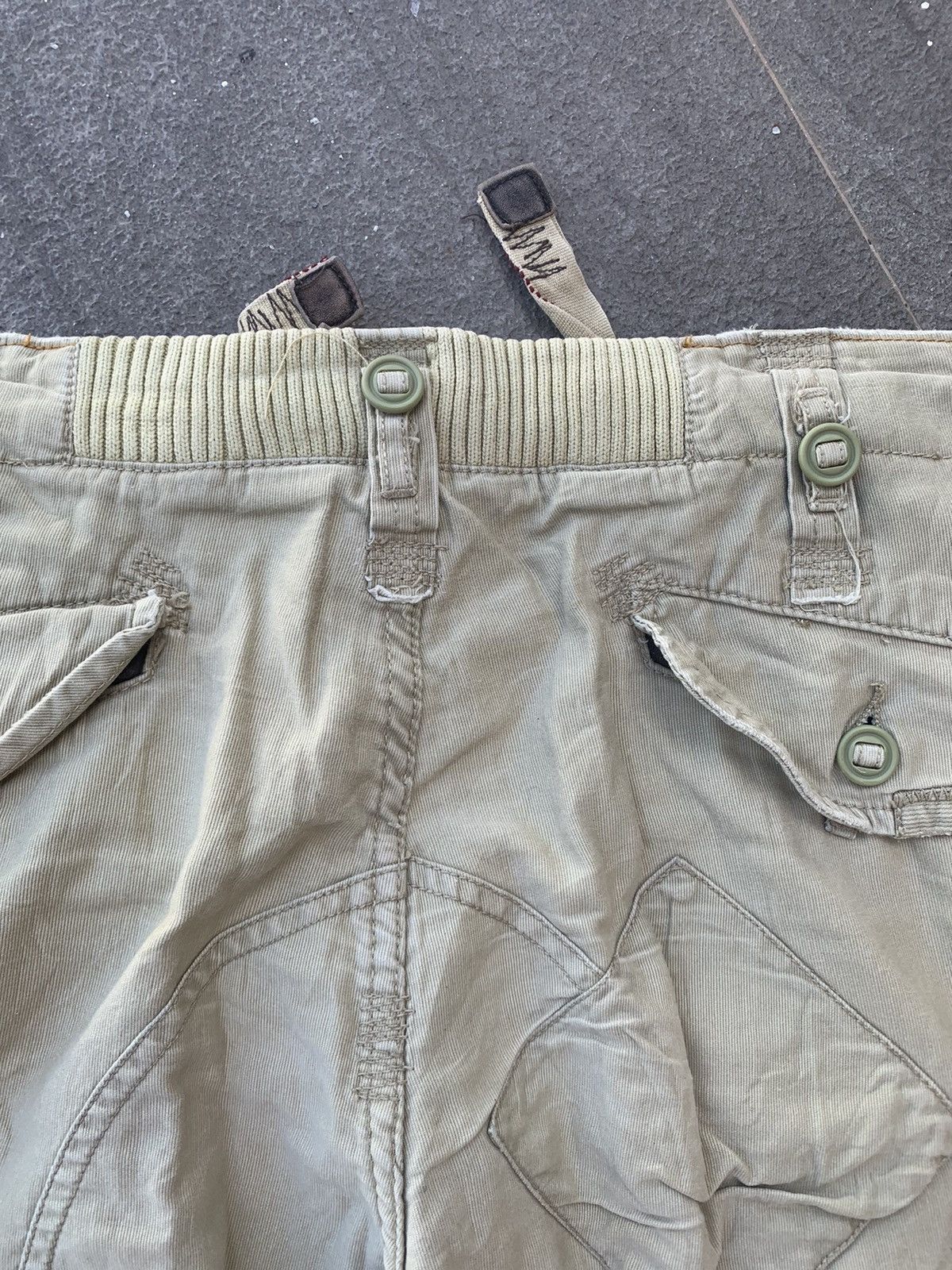 Vintage Vintage Distressed Back Number Cargo Pants Size US 34 / EU 50 - 10 Thumbnail