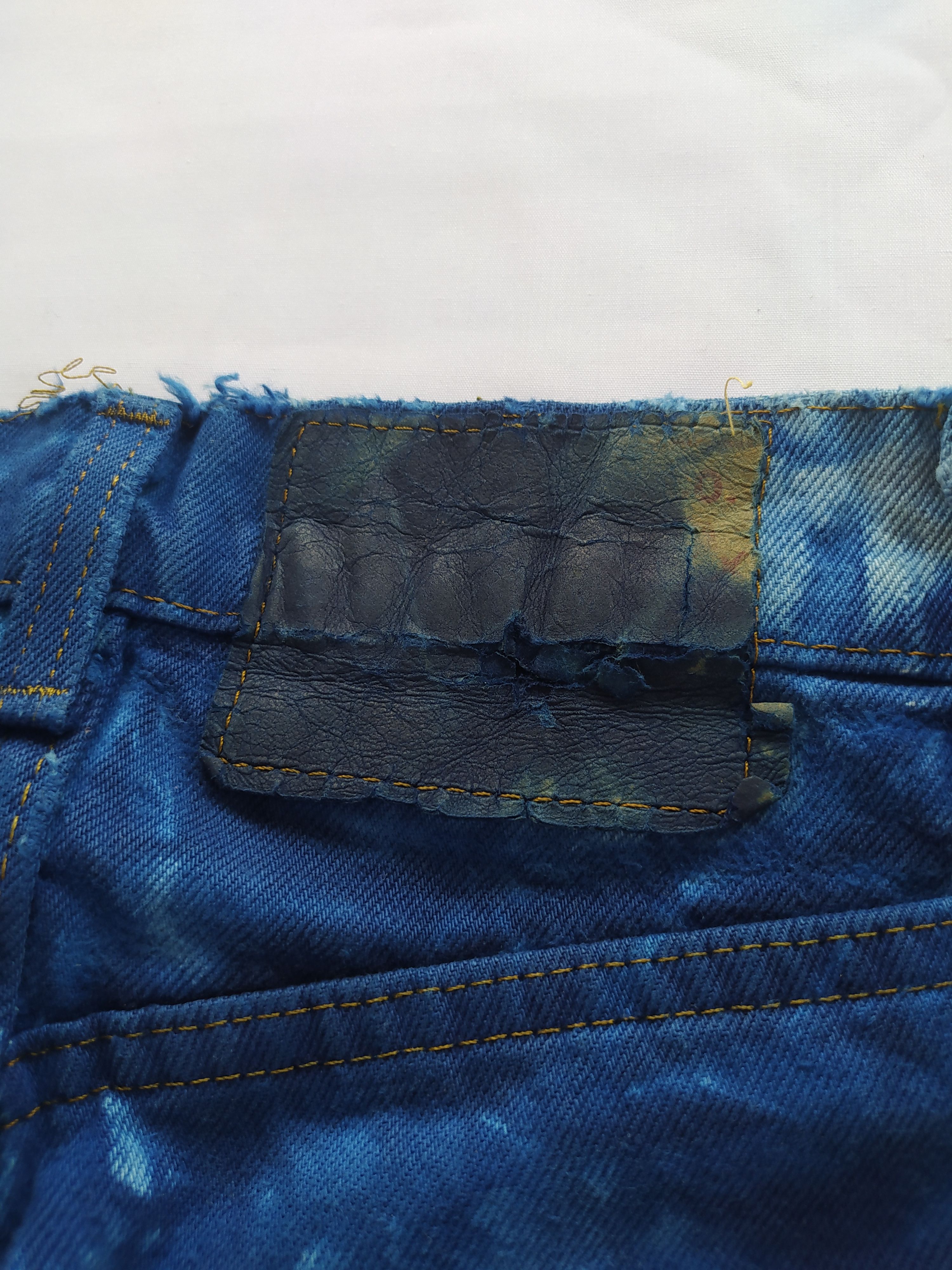 Levi's × Vintage Vintage distressed tiediy levis Size US 28 / EU 44 - 14 Thumbnail