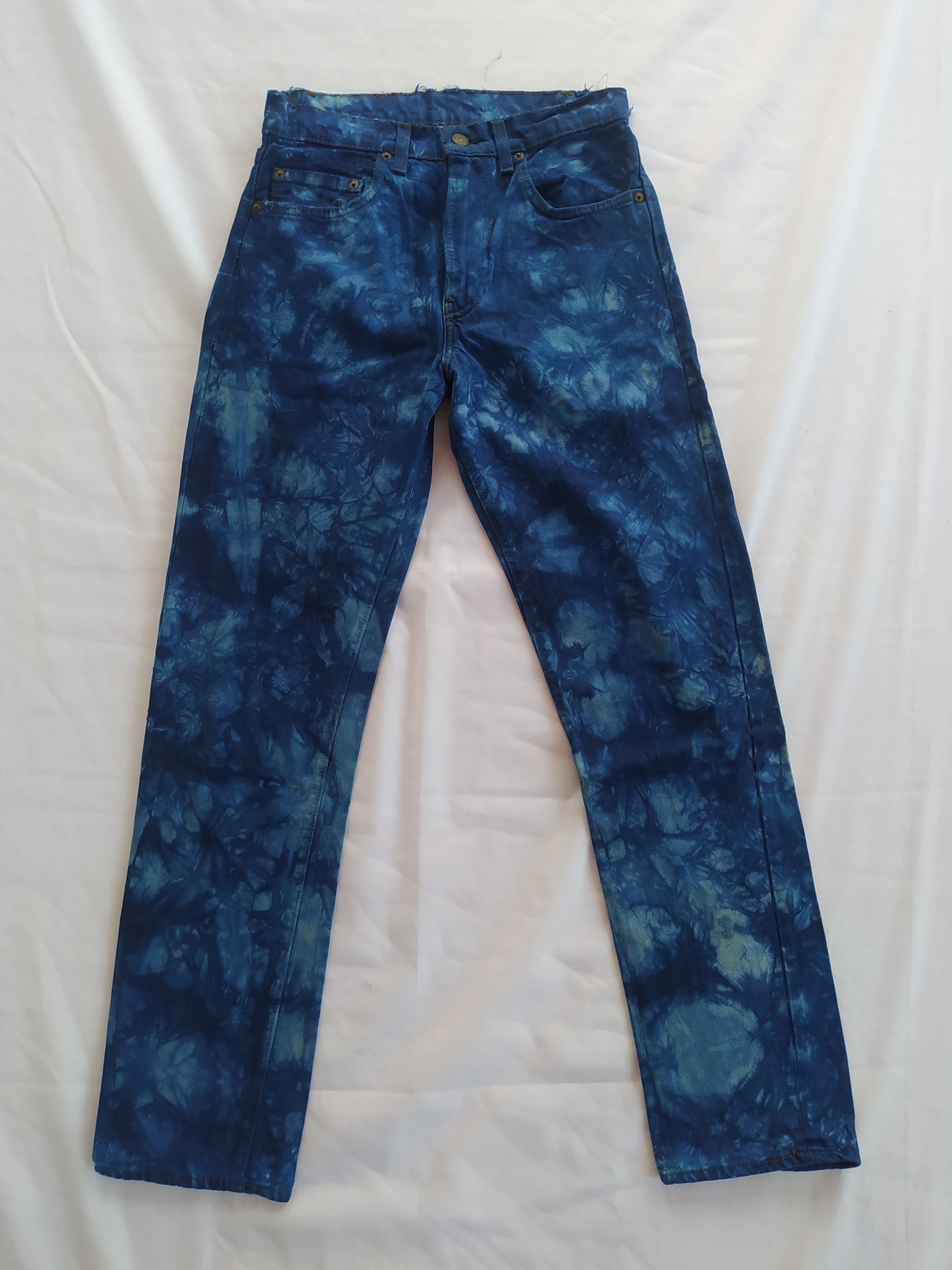 Levi's × Vintage Vintage distressed tiediy levis Size US 28 / EU 44 - 2 Thumbnail