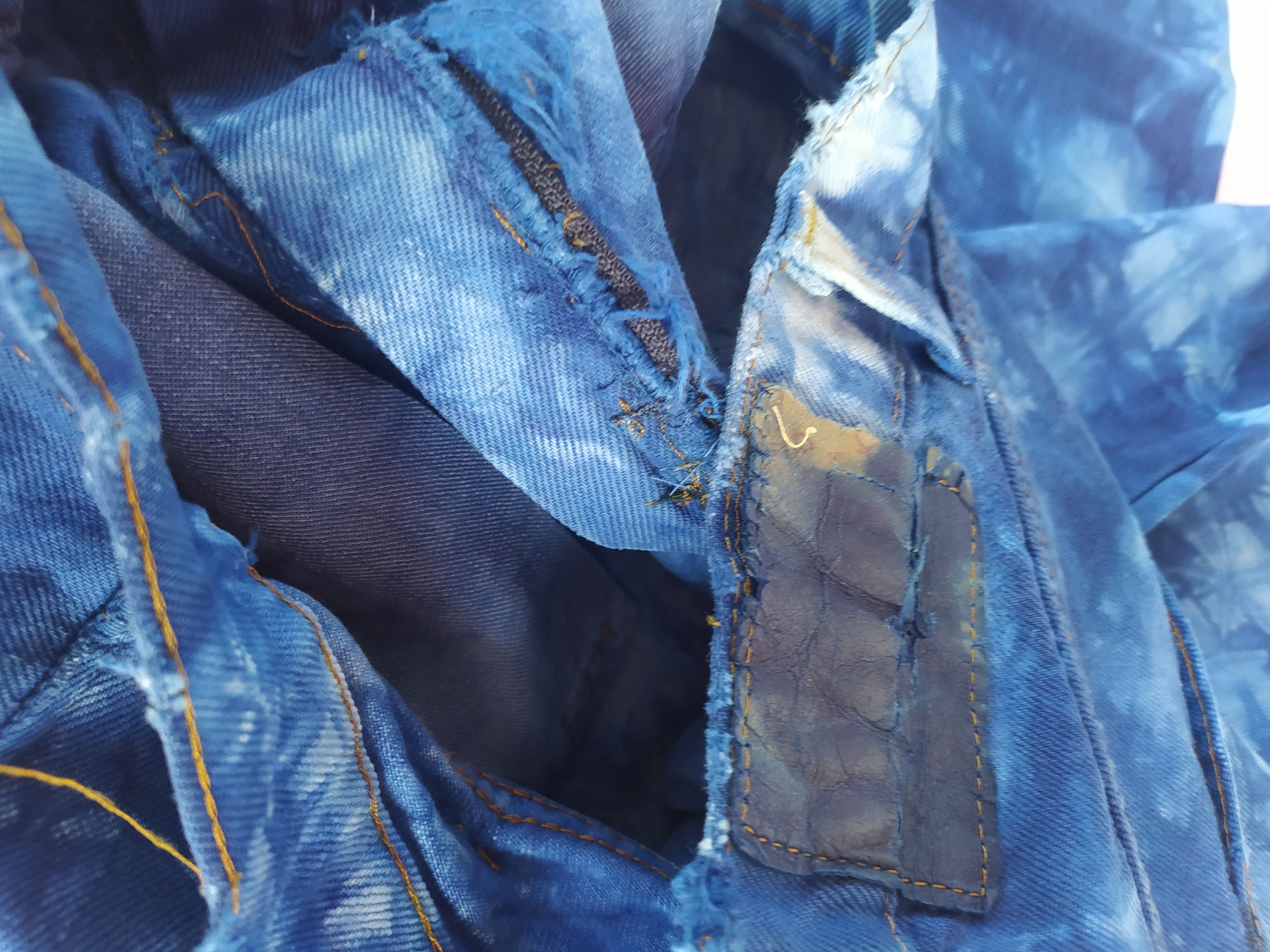 Levi's × Vintage Vintage distressed tiediy levis Size US 28 / EU 44 - 12 Thumbnail
