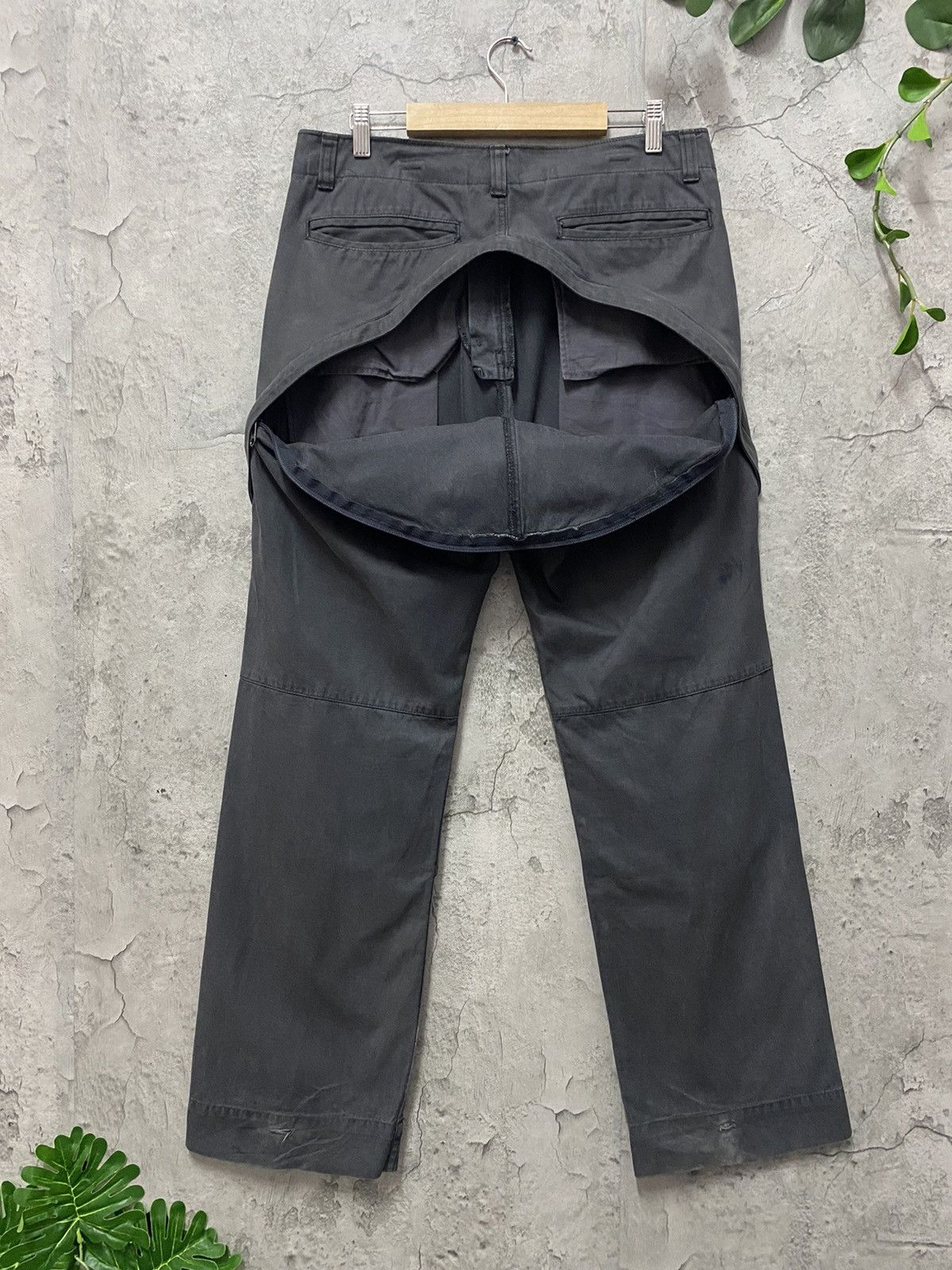 General Research × Vintage A/W 02 General Research Double Knee Cargo Back Zipper Pants Size US 32 / EU 48 - 12 Thumbnail