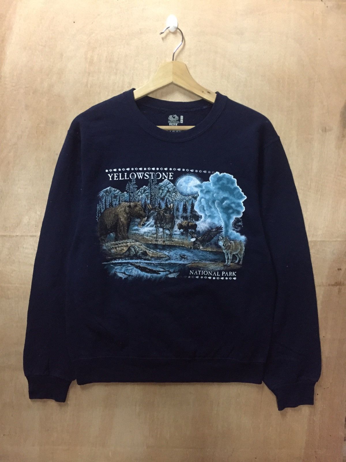 Vintage Sweatshirt Yellow Stone Forest
