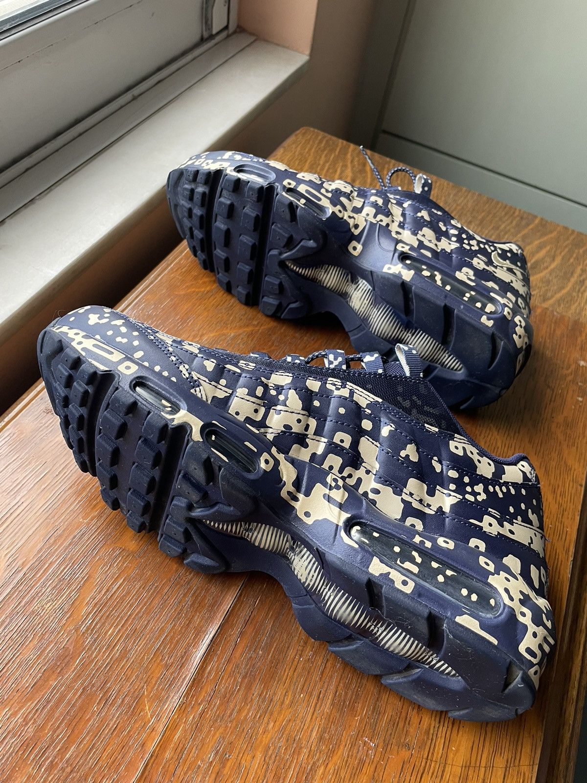 Cav Empt × Nike CAV EMPT X Nike Air Max 95 C.E. RARE Size US 10.5 / EU 43-44 - 9 Thumbnail