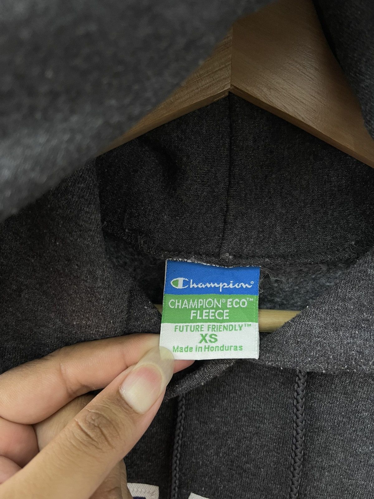 Champion × Japanese Brand × Vintage Vintage Champion Logo Pullover Hooded Sweatshirt Size US XS / EU 42 / 0 - 6 Thumbnail