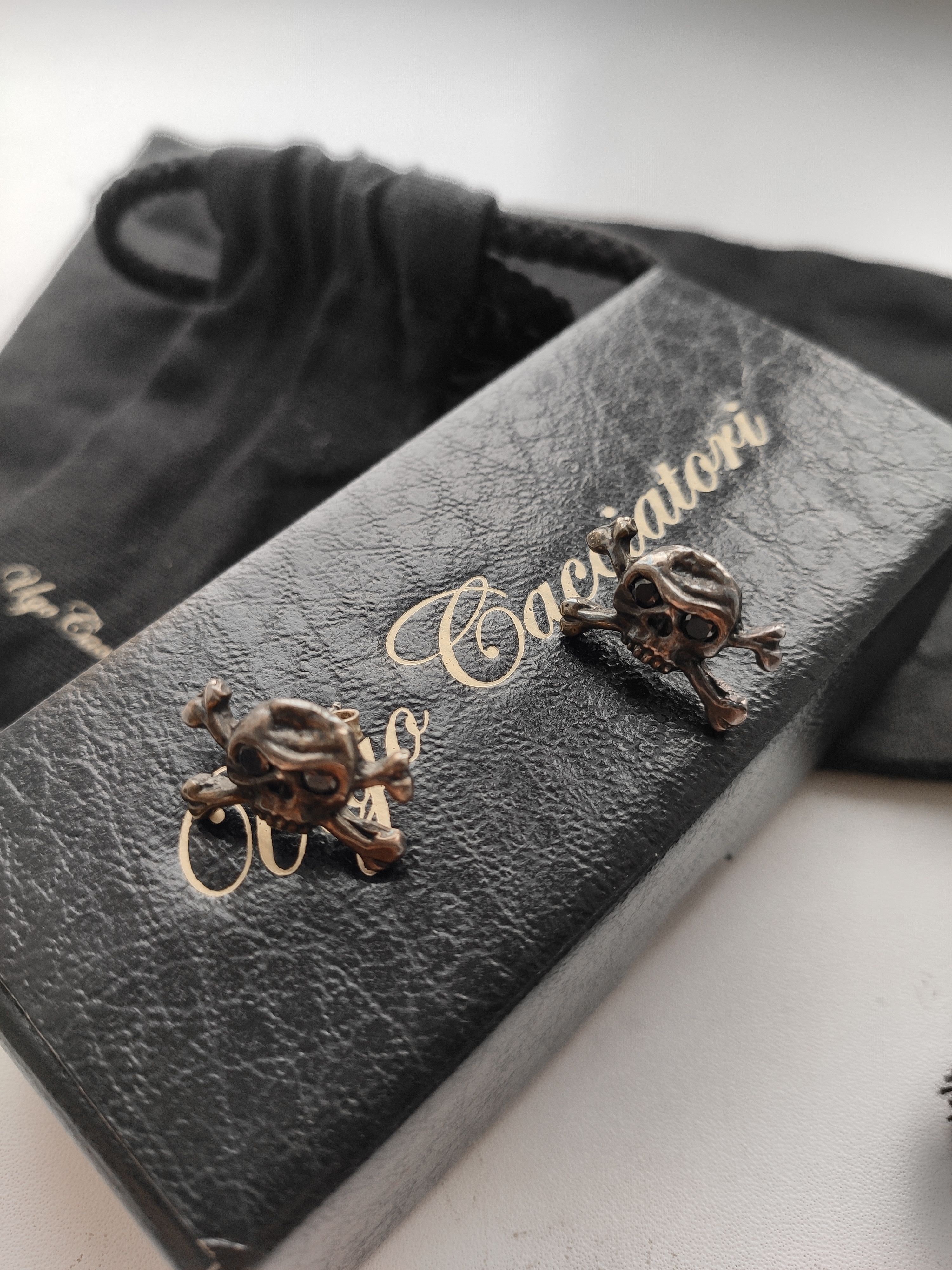 Ugo Cacciatori Onyx + silver crossbone earrings. Like Chrome Hearts Size ONE SIZE - 3 Thumbnail