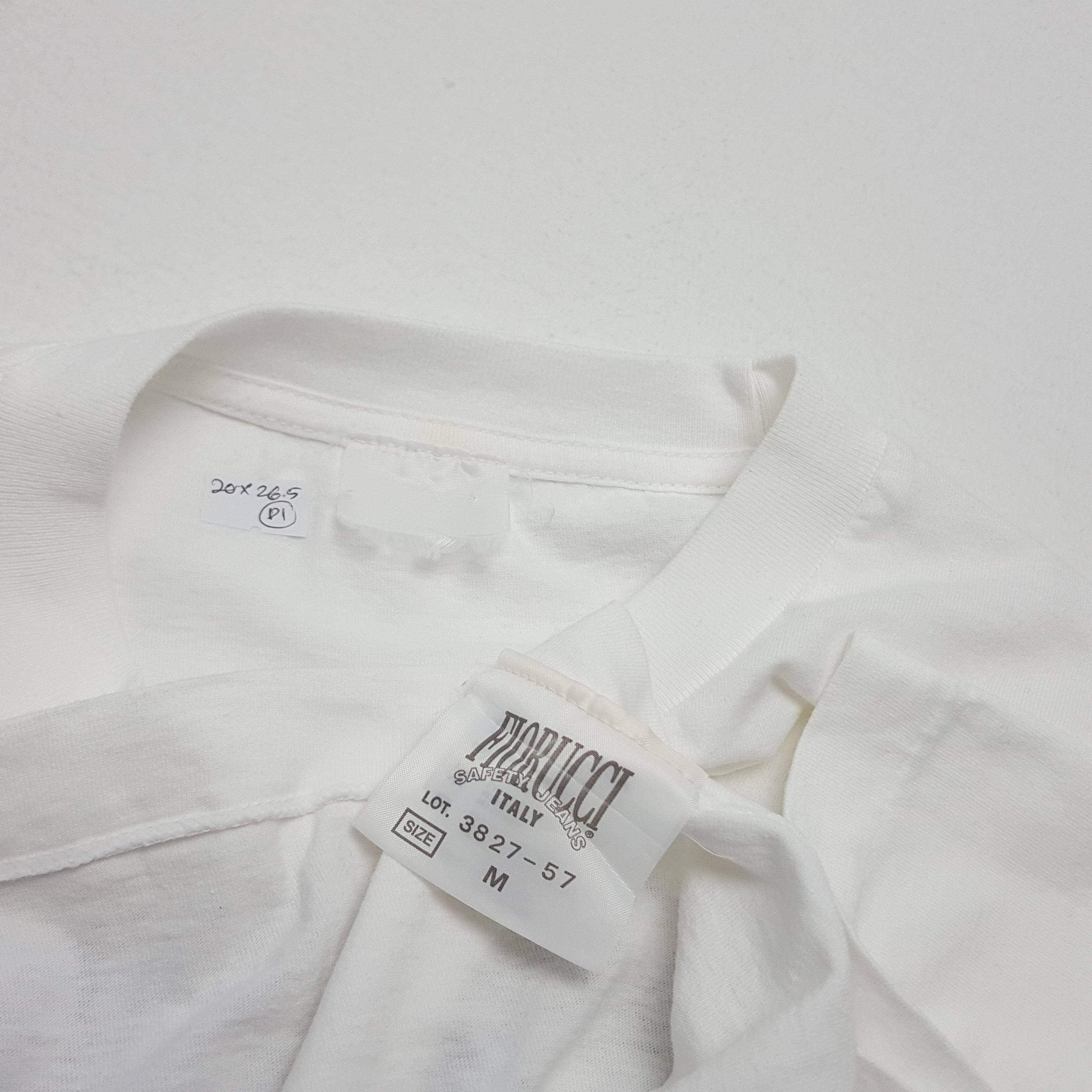 Fiorucci × Vintage Vintage FIORUCCI Safety Jeans Photo Print T-Shirt Size US M / EU 48-50 / 2 - 3 Thumbnail
