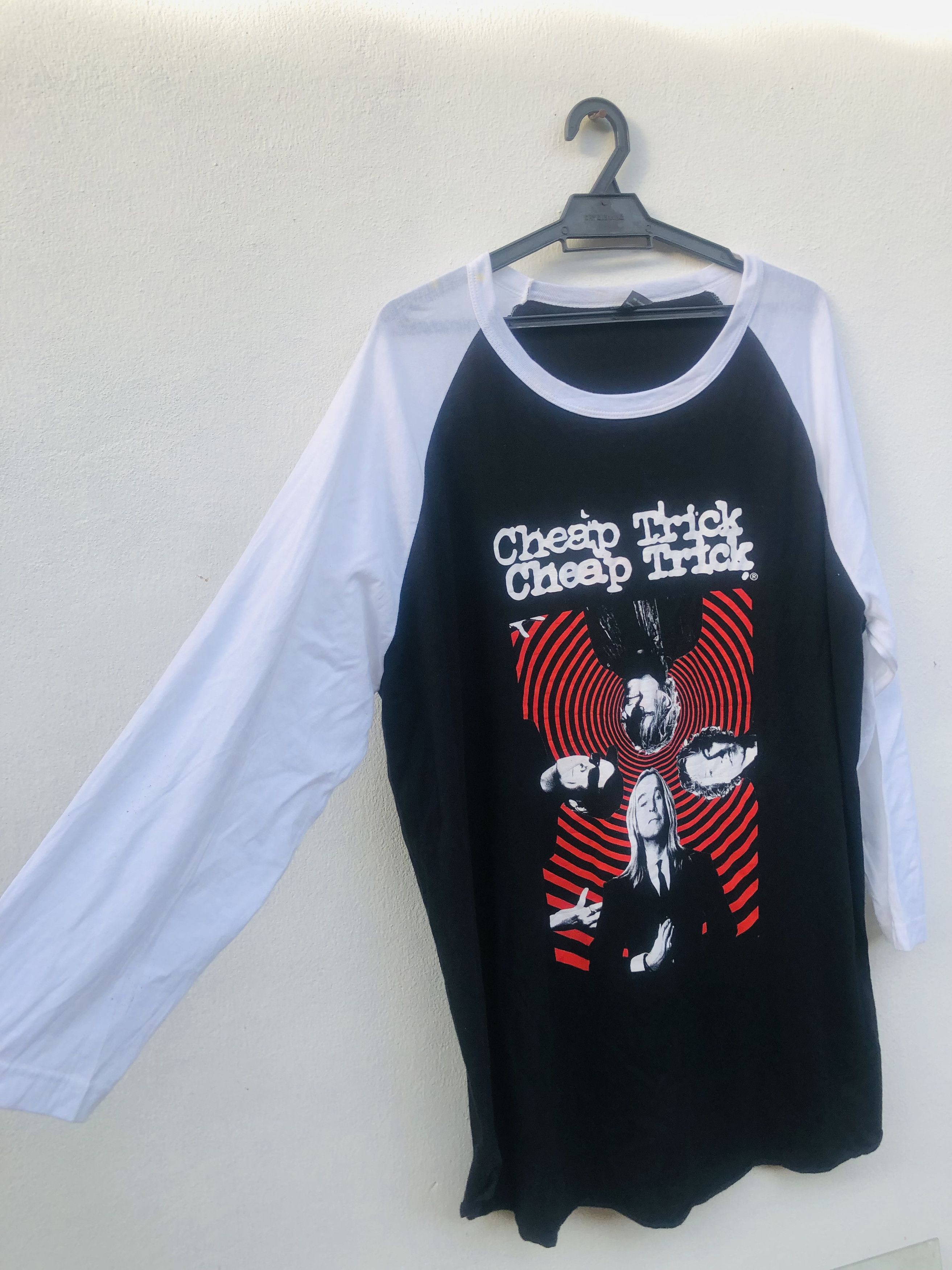 Band Tees × Vintage Vintage Cheap Trick Band Music Fashion Style Shirt Size US XL / EU 56 / 4 - 4 Thumbnail