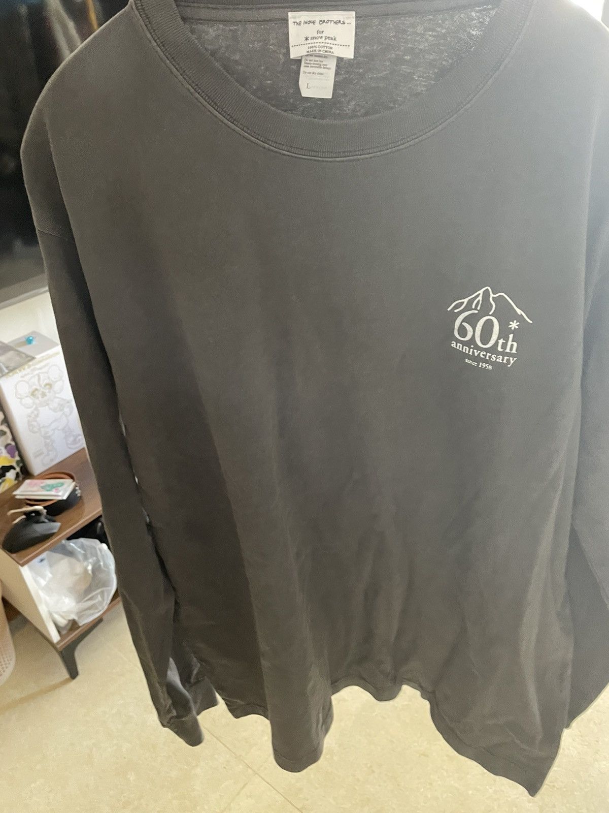 Snow Peak Snow peak 60th years anniversary tee washed balck Size US L / EU 52-54 / 3 - 2 Thumbnail