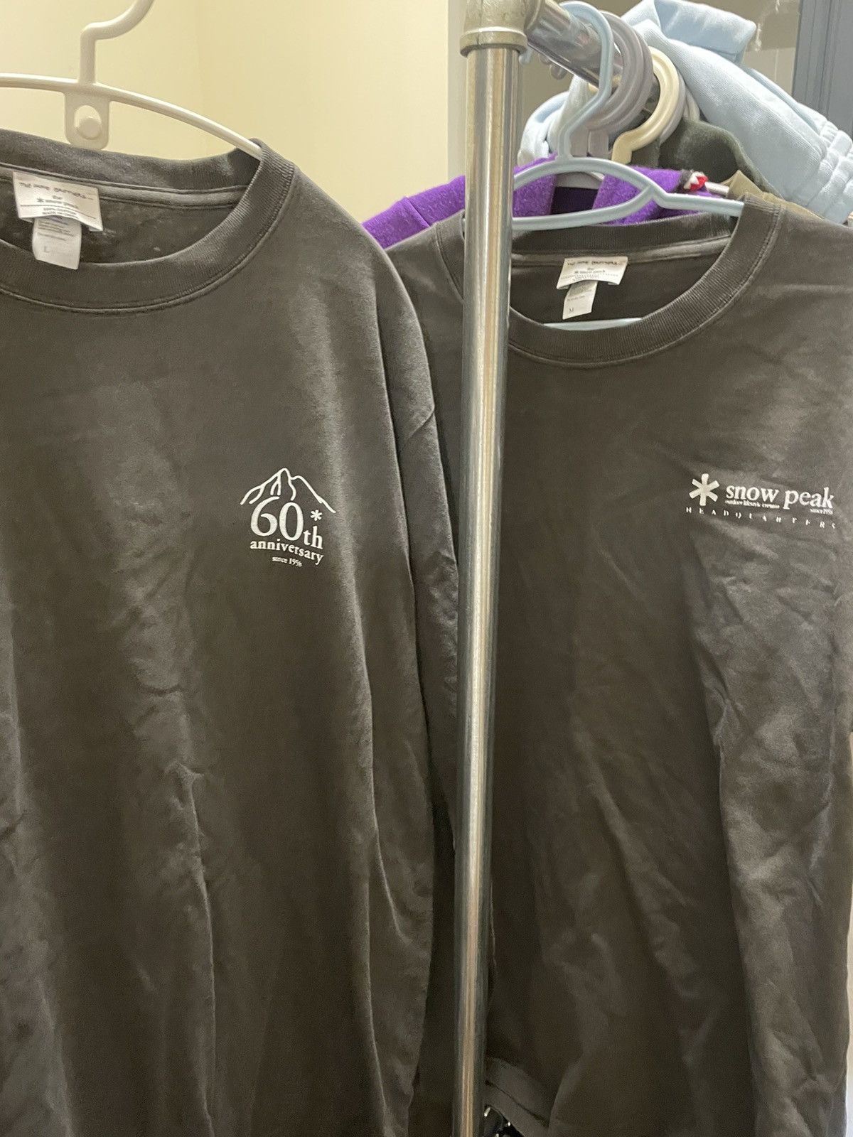 Snow Peak Snow peak 60th years anniversary tee washed balck Size US L / EU 52-54 / 3 - 7 Thumbnail